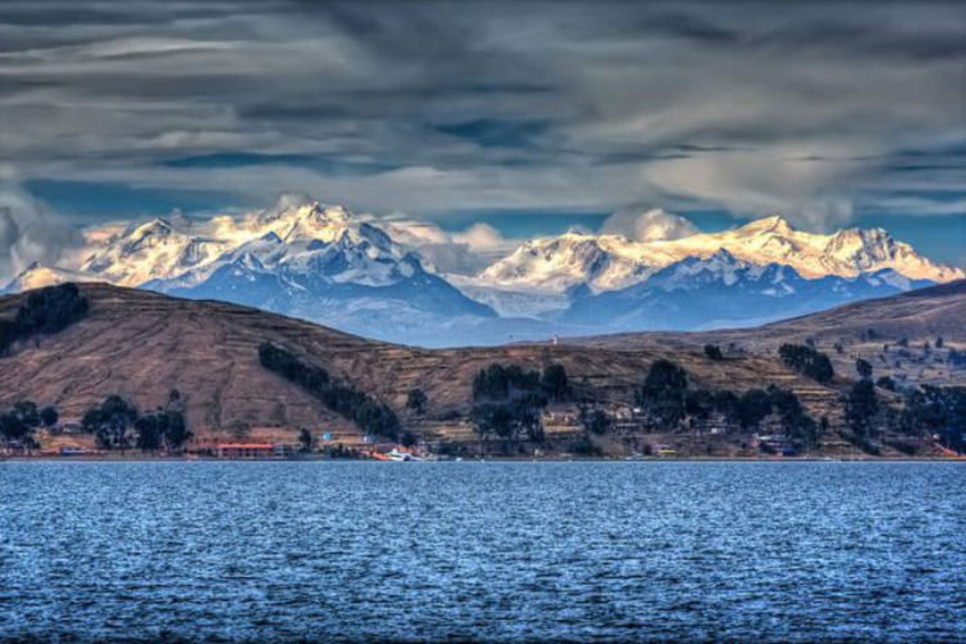 2015-12-lake-titicaca-ruins-2