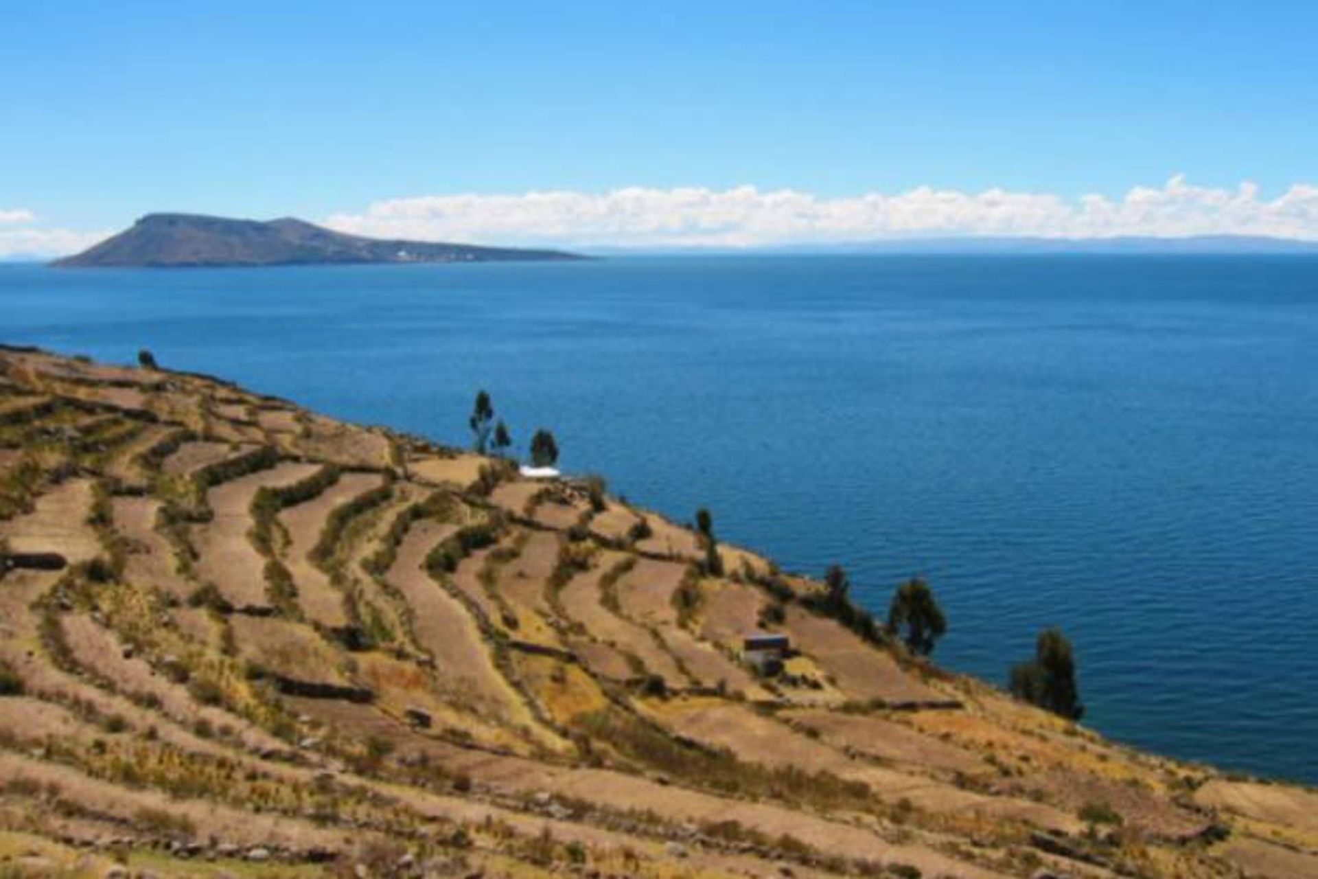 2015-12-lake-titicaca-ruins-3