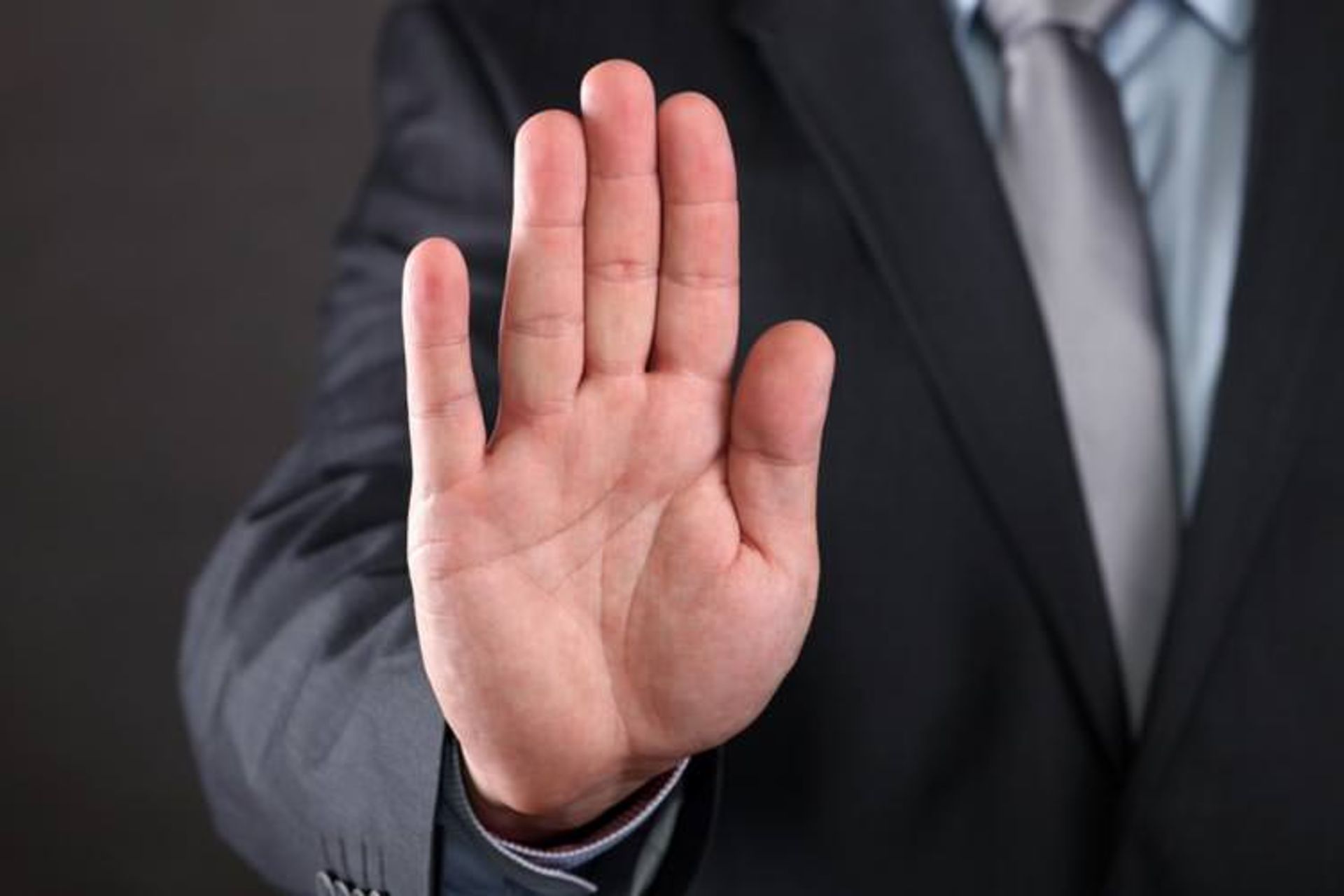 اگر دوست ندارید کاری را انجام دهید نه بگویید چون شما مسئول راضی نگه داشتن همه نیستید.