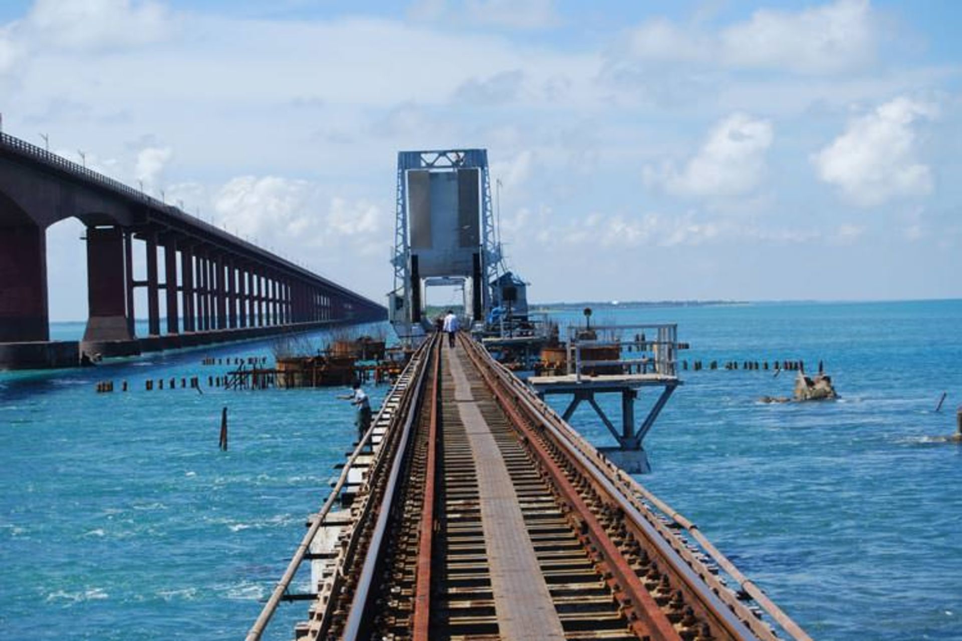 2015-12-pamban-bridge1-1