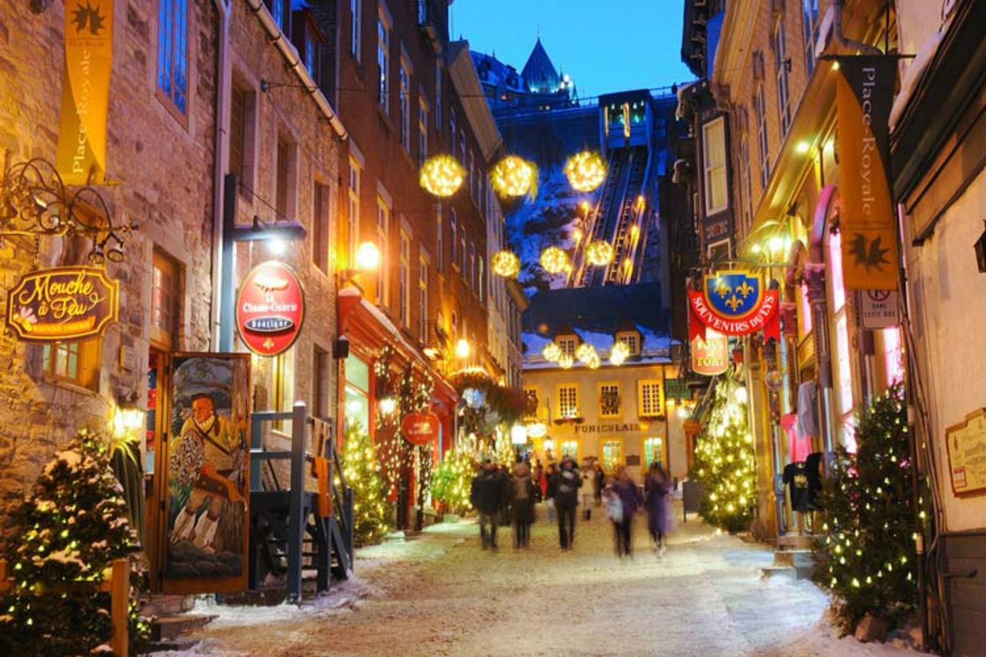 2015-12-petit-champlain-quebec-city-canada-3