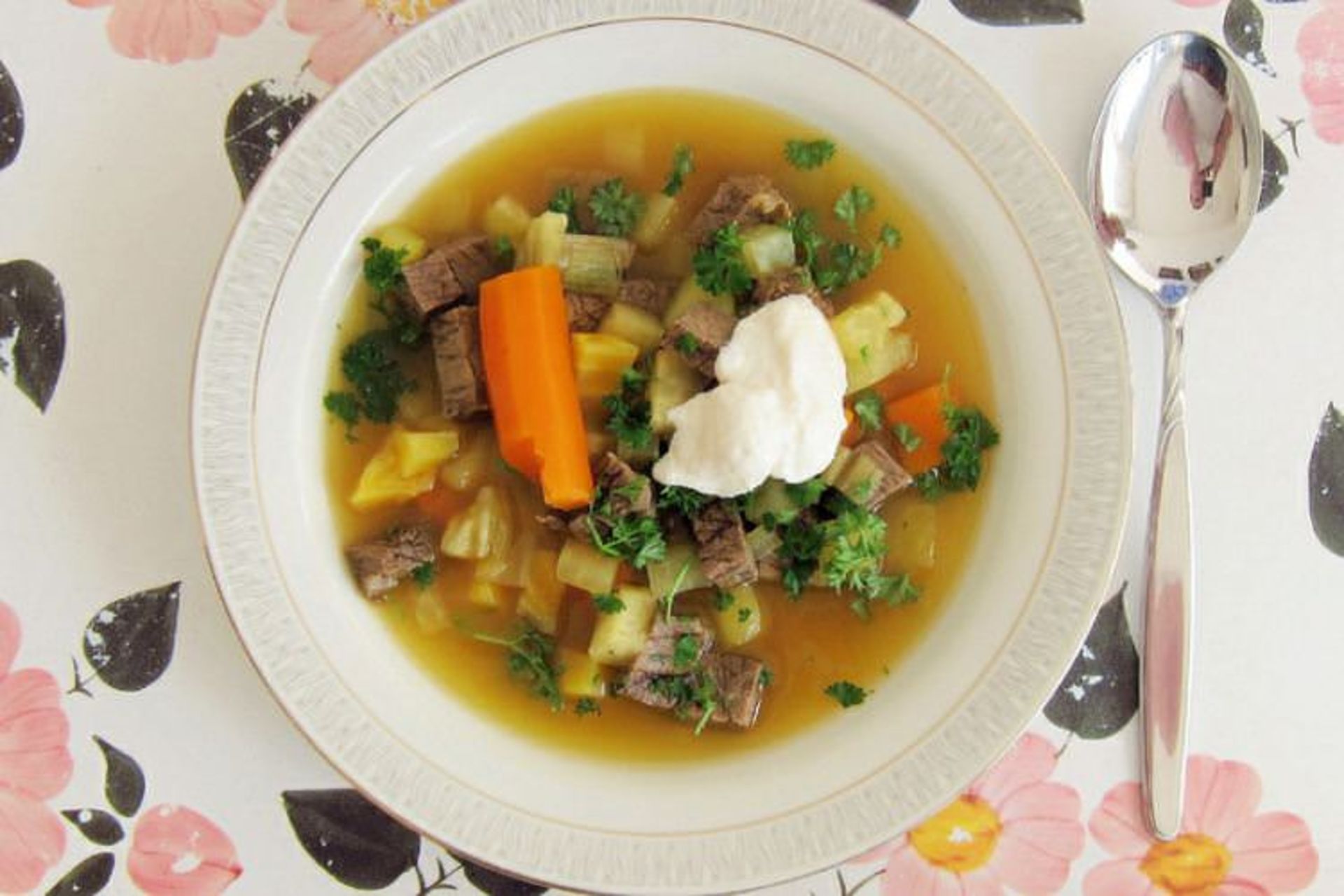 سوپ Rindfleischsuppe