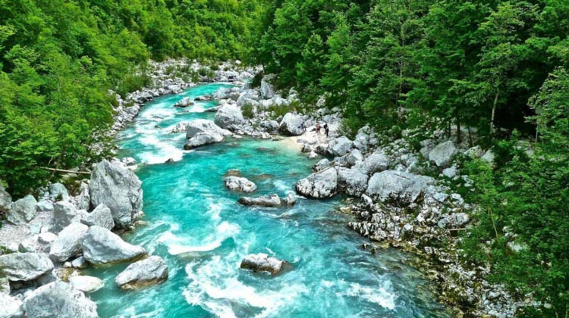 2015-12-soca-river1