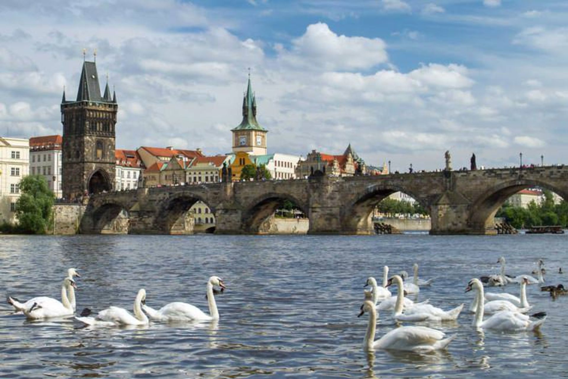 2015-12-the-charles-bridge8-1