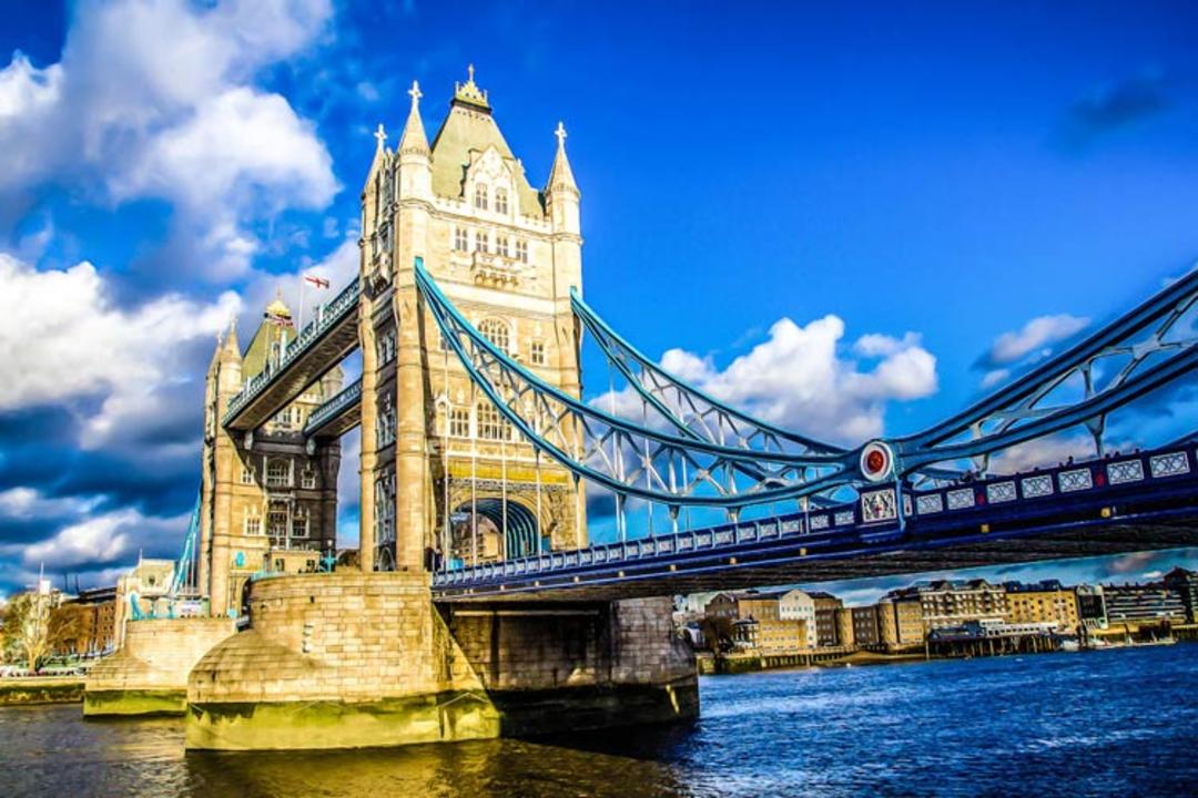 2015-12-tower-bridge2