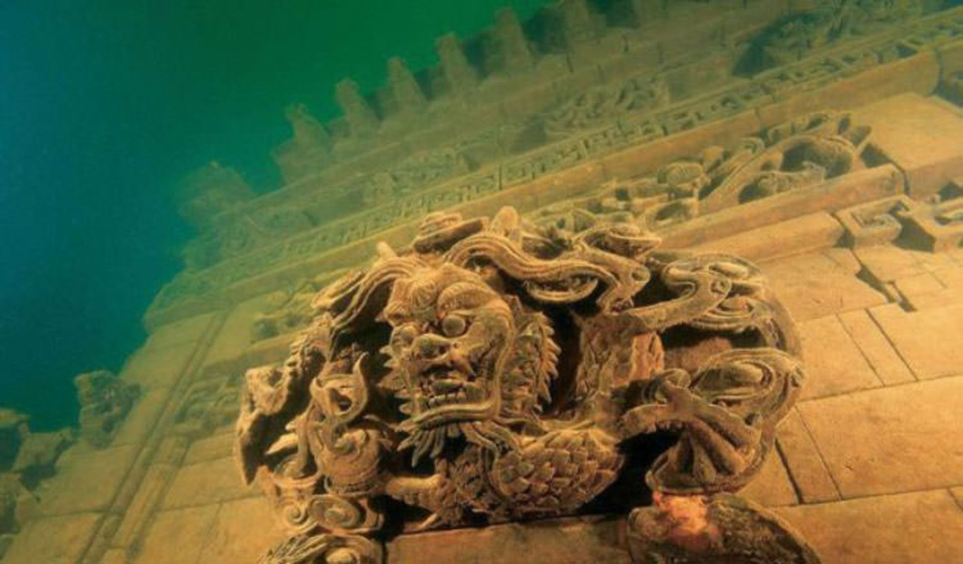 2015-12-underwater-ruins-shicheng-ancient-city-china-2