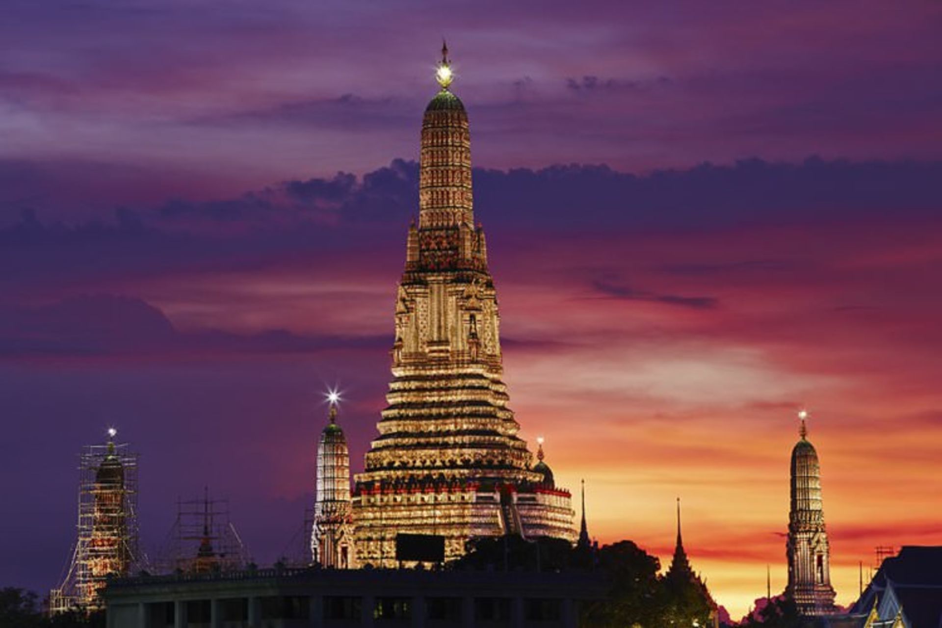 Wat Arun یا معبد سحر