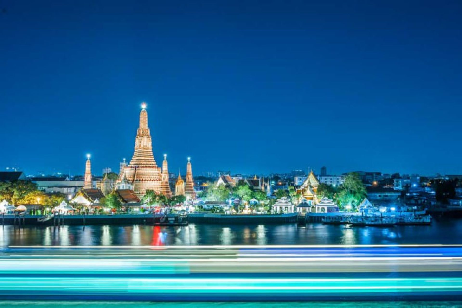 Wat Arun یا معبد سحر