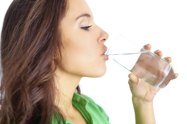 2016-1-0bbd9702-cb28-4b88-8675-3e95528c6c8e-drink-water-all-day