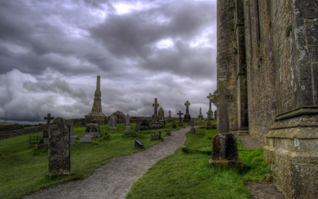 2016-1-450e7005-d1f4-4a50-afa4-1cdc18752a39-the-rock-of-cashel-county-tipperary-ireland3