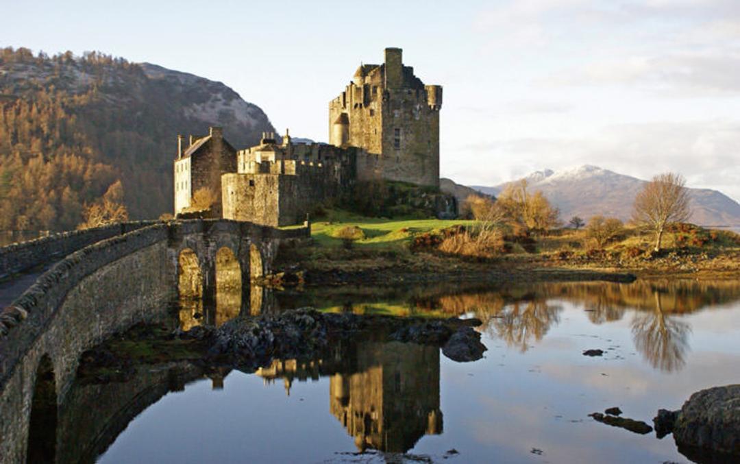 2016-1-4b5adf82-bce0-4531-b36e-c98da1fabb46-eilean-donan-loch-duich-island-scotland2