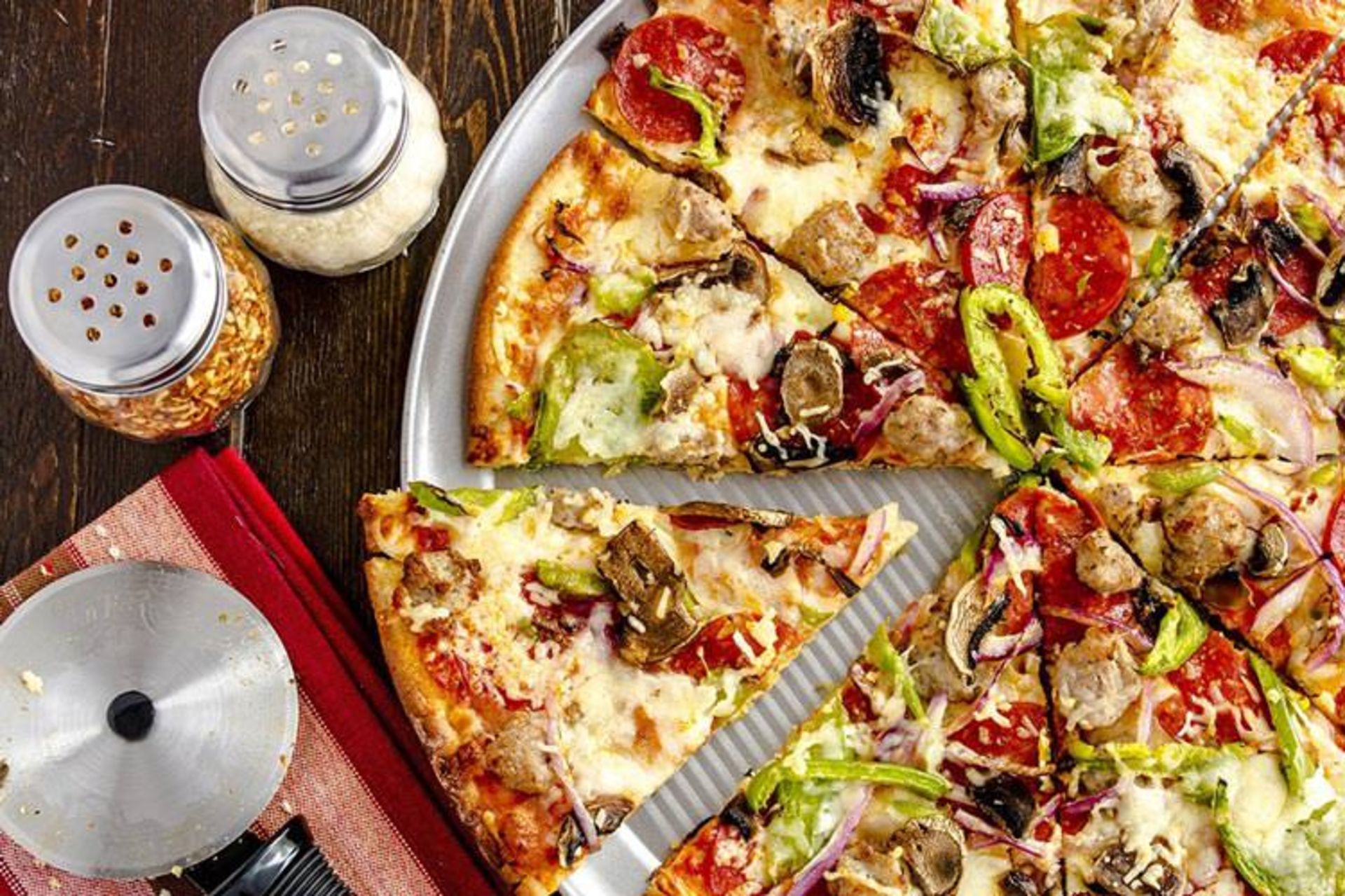 2016-1-4fc883cc-8800-48fc-a84d-da7f5ebf7ad1-pizza