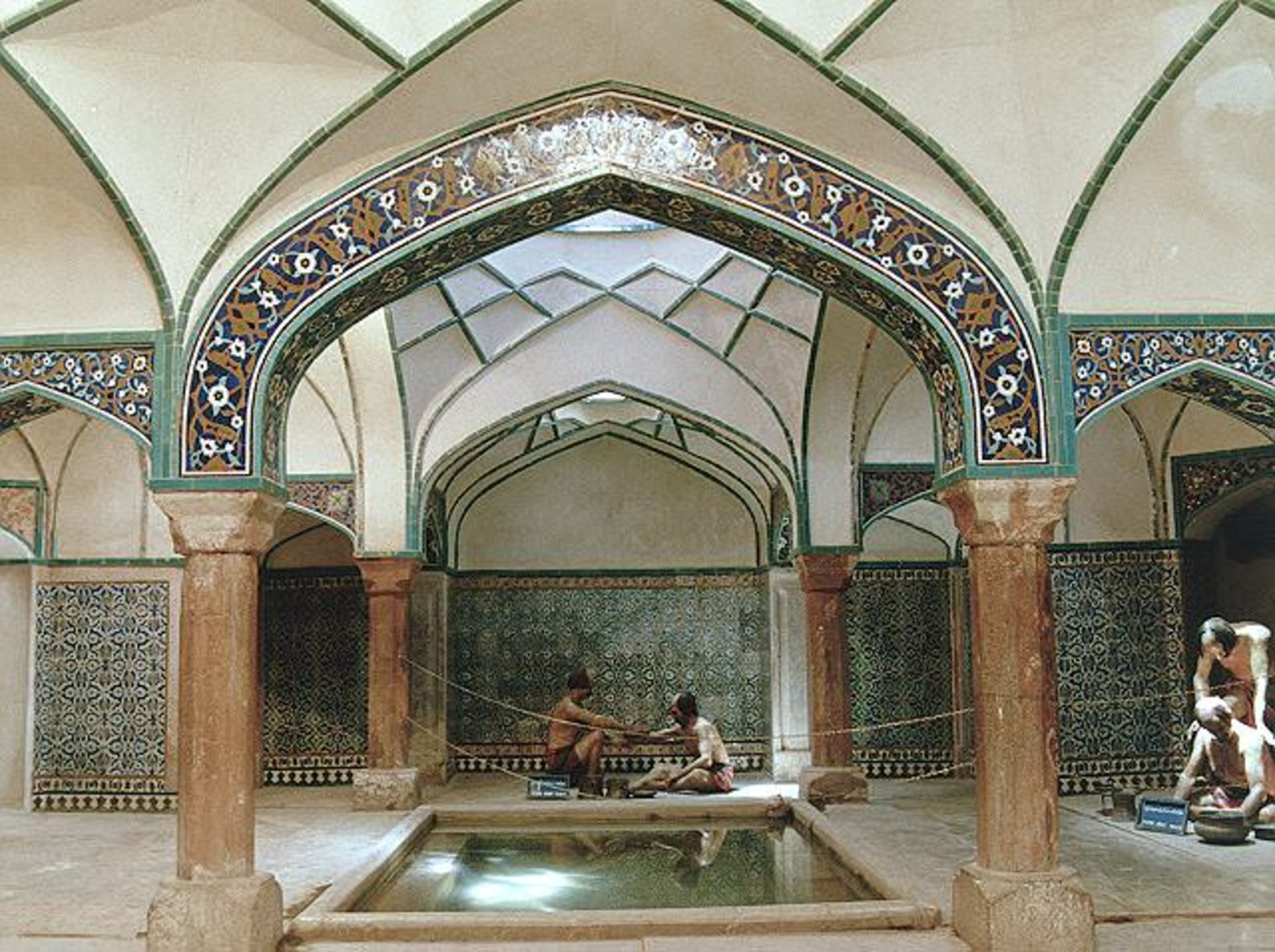 گرمابه گنجعلی خان 