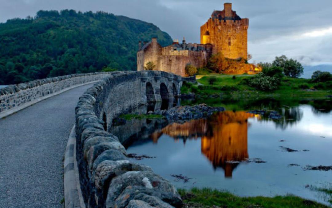 2016-1-8d2d9b0f-384b-48d5-bfbb-6d7d6c904db3-eilean-donan-loch-duich-island-scotland4