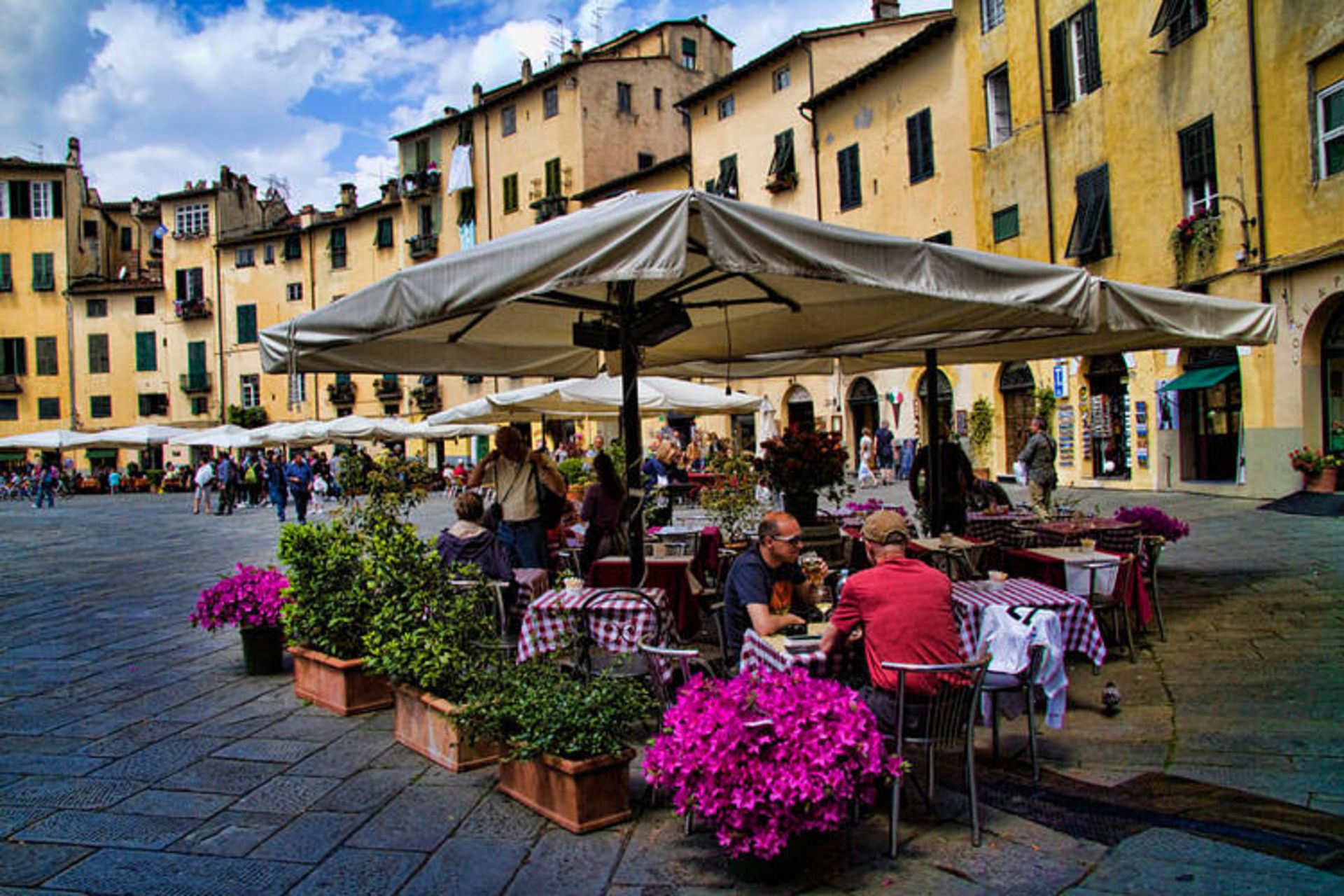 Tuscany Honeymoon Weather and Travel Guide