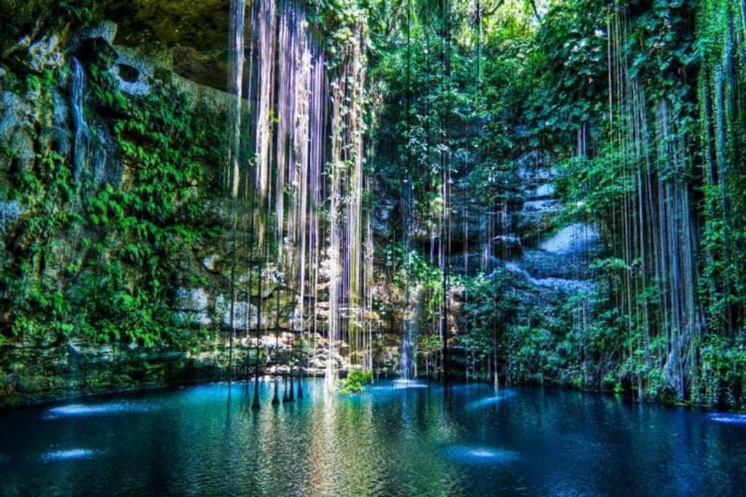 2016-1-c664c0eb-02e9-40f4-b250-e076945a77d2-cenote-chichen--itza-8