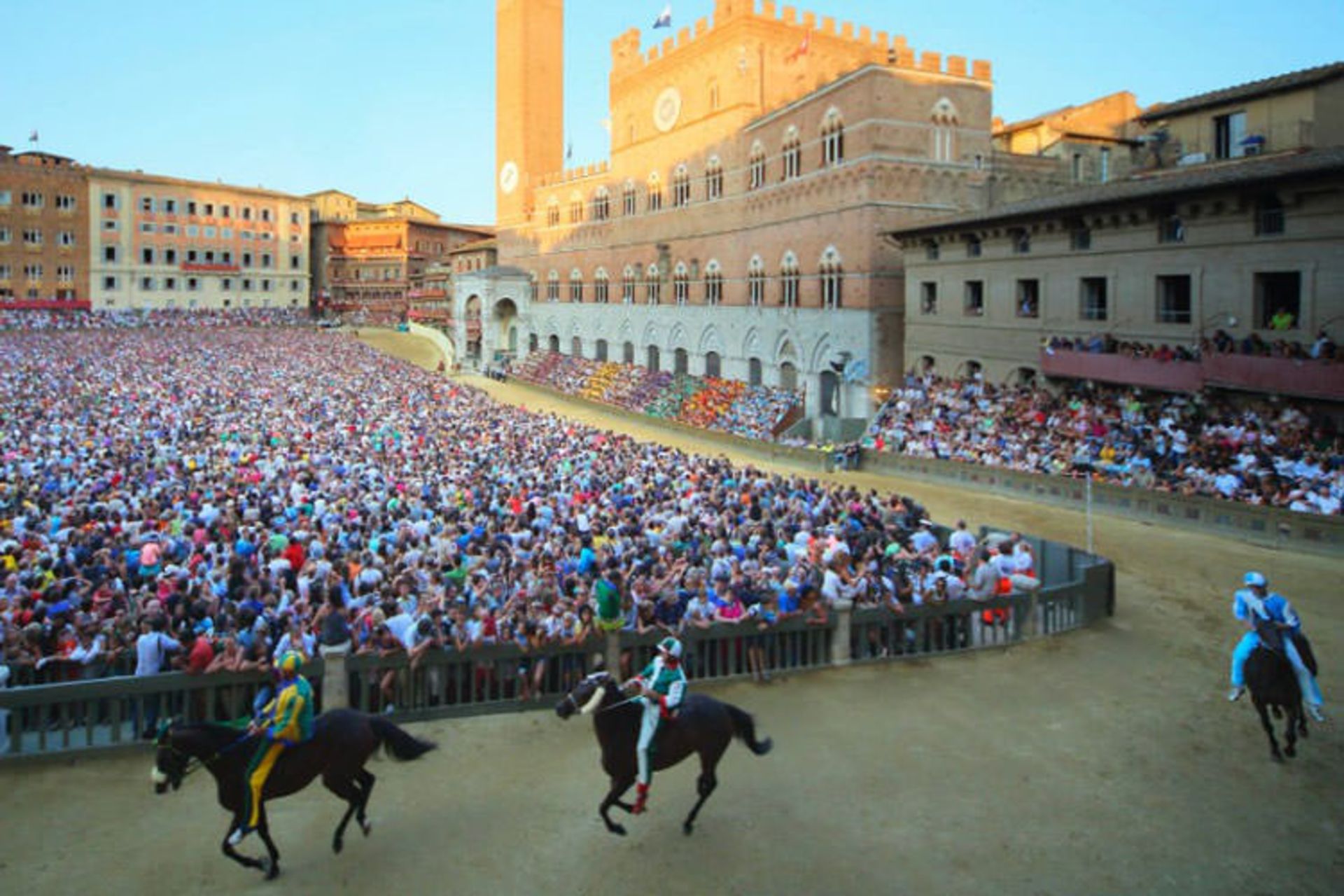 Tuscany Honeymoon: Weather and Travel Guide