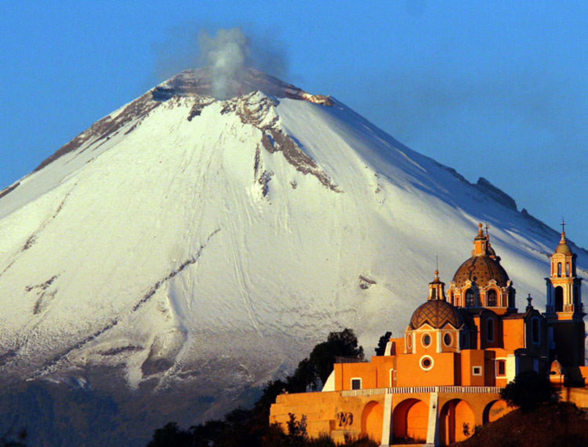 2016-1-cec21b9b-8a09-4e33-86a4-297b1019a46c-popocatepetl--volcano-6