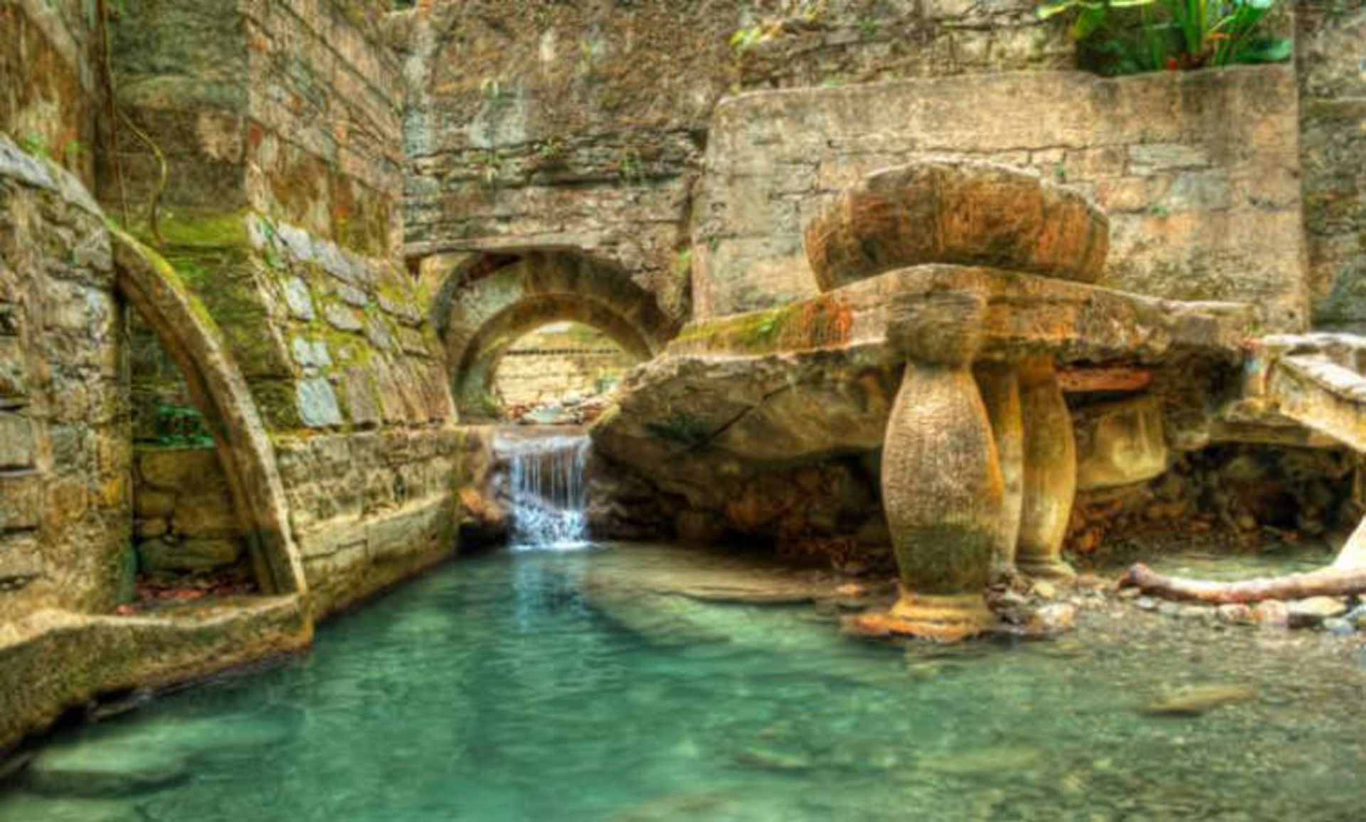2016-1-ec4ba20e-de6e-4665-ac4d-a62e75c8ced2-las--pozas--xilitla-6