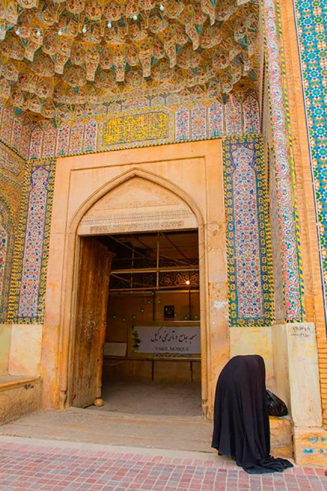 مسجد وکیل