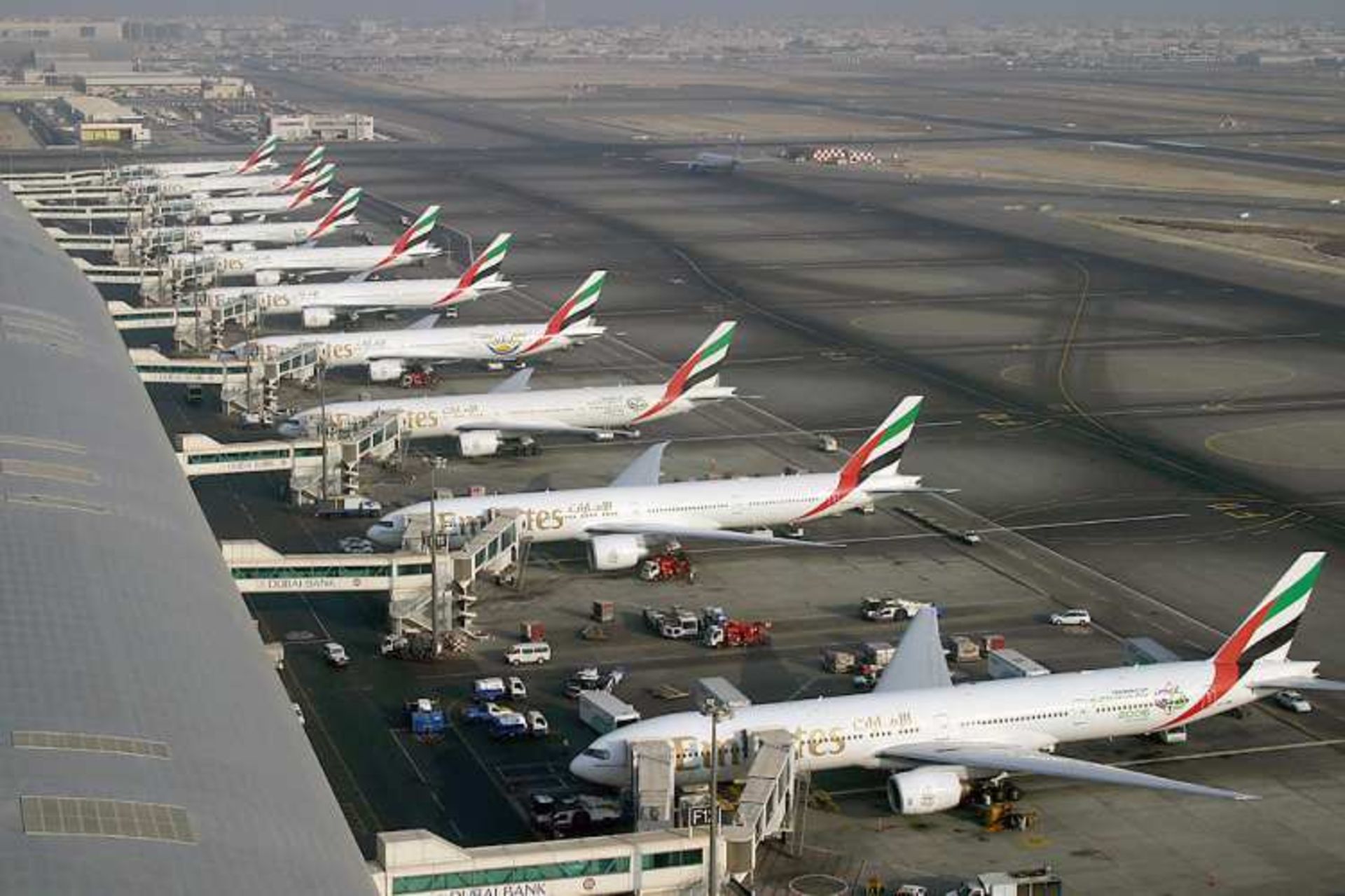 فرودگاه