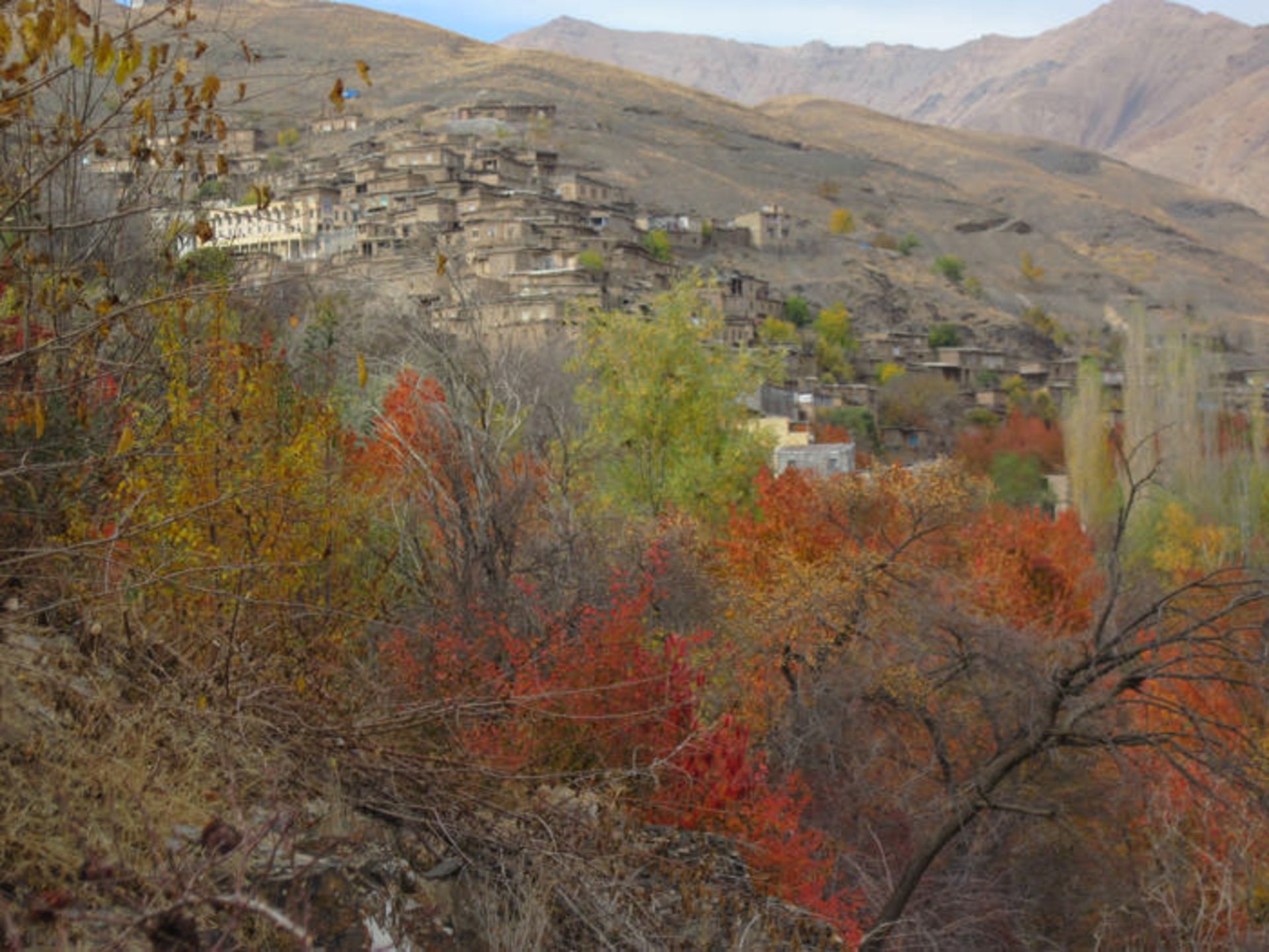 روستای گردشگری دیزباد