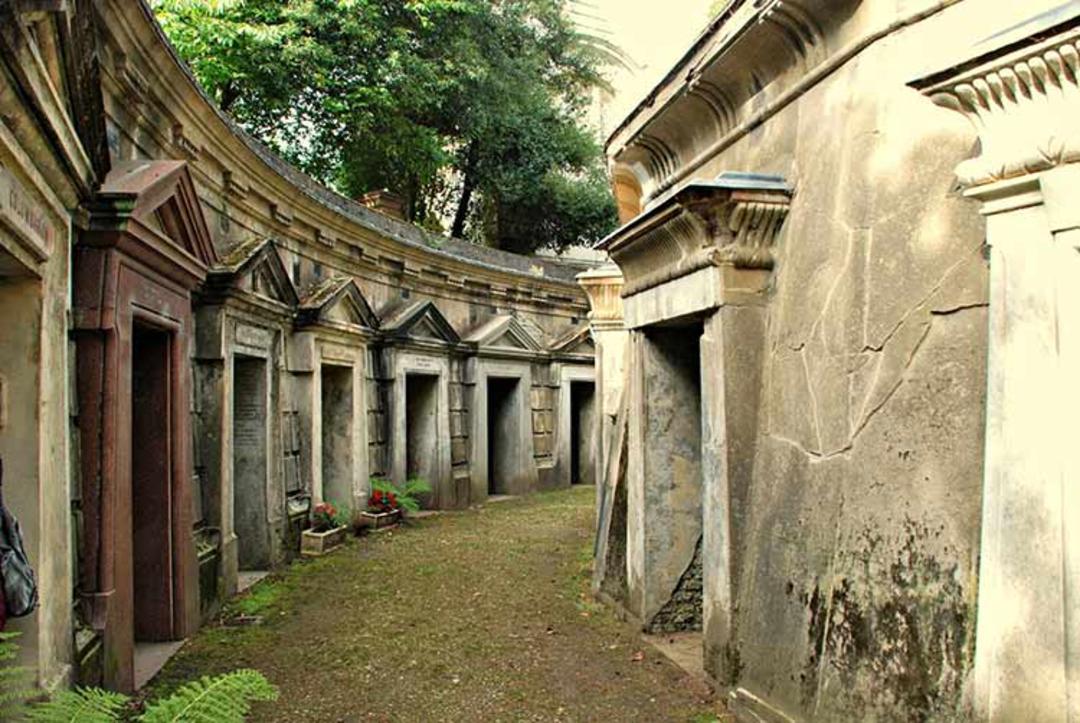 گورستان های گیت