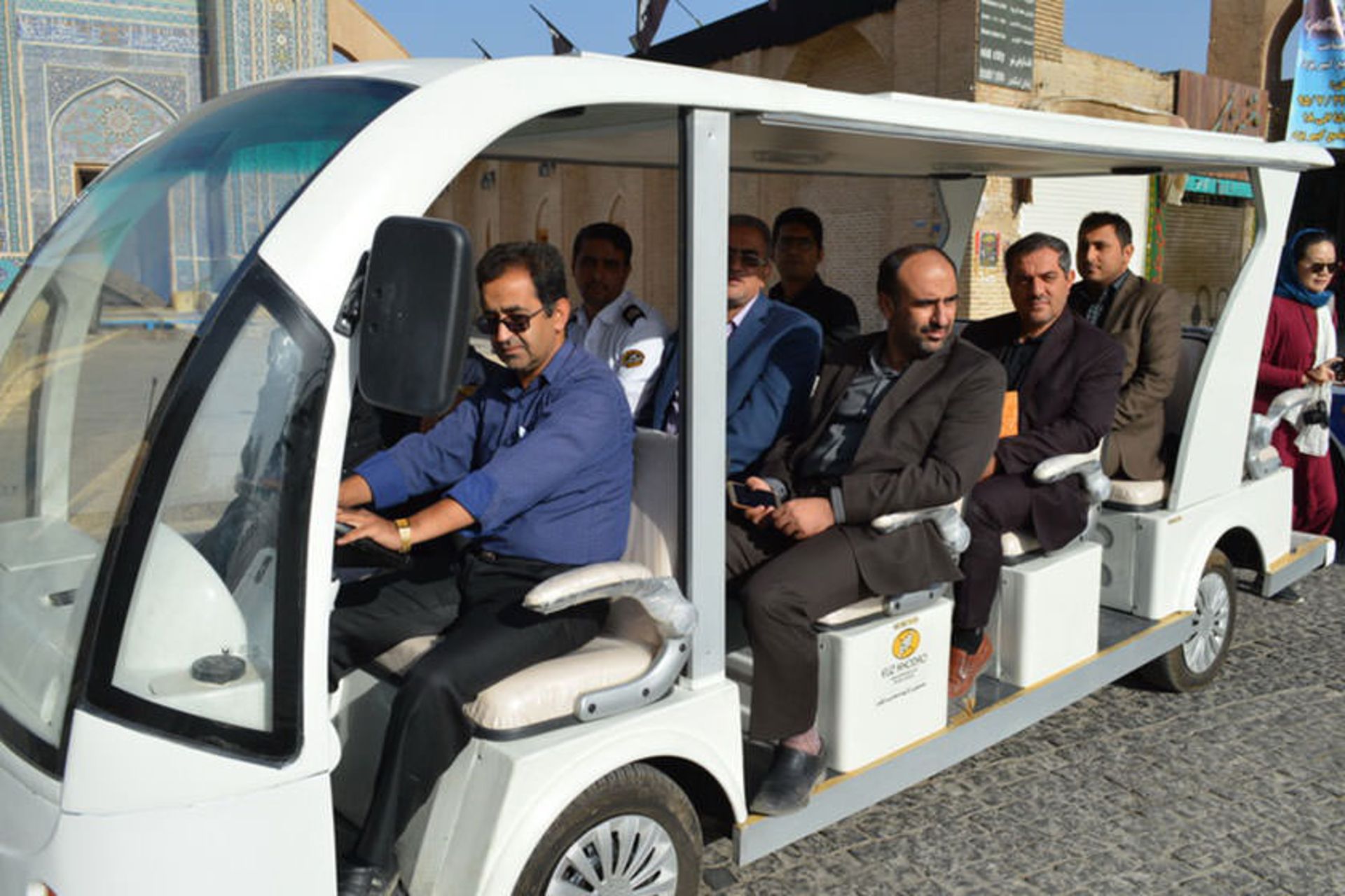 خودروی برقی گردشگری