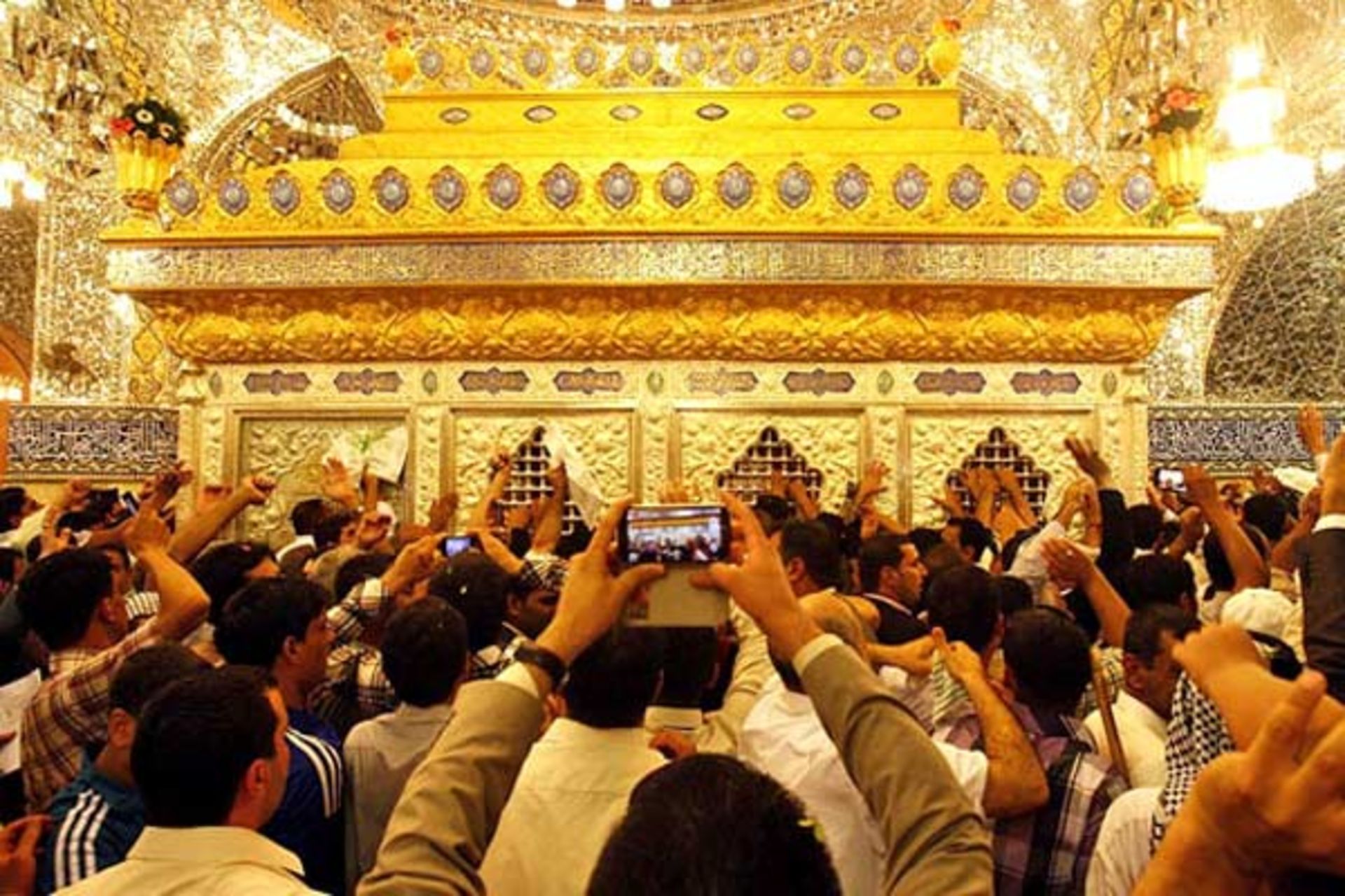 آرامگاه کمیل