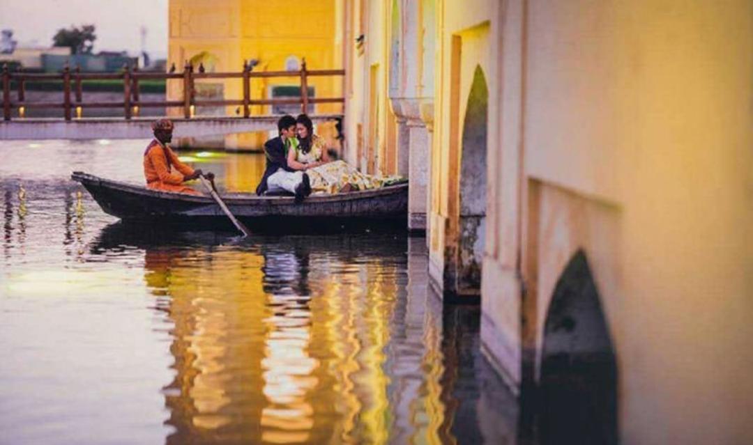 کاخ شناور جال محل