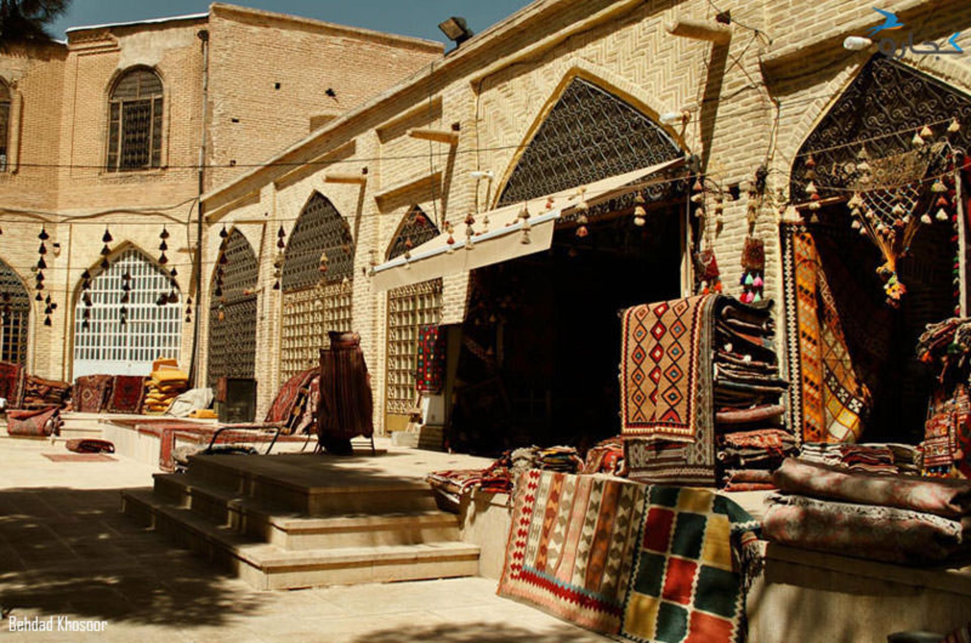 بازار وکیل