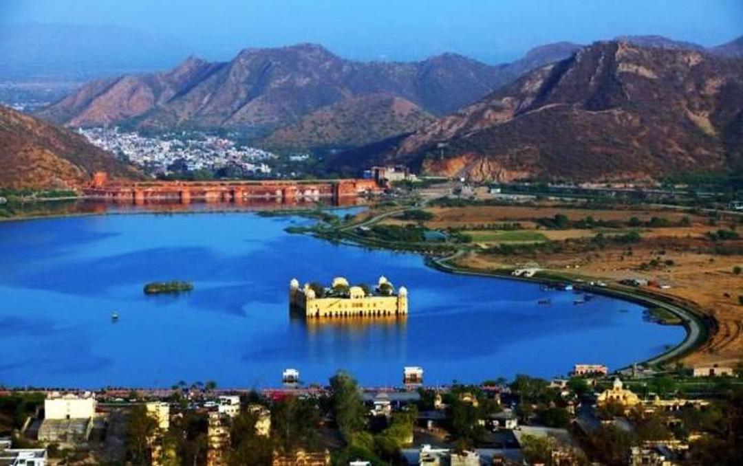 کاخ شناور جال محل