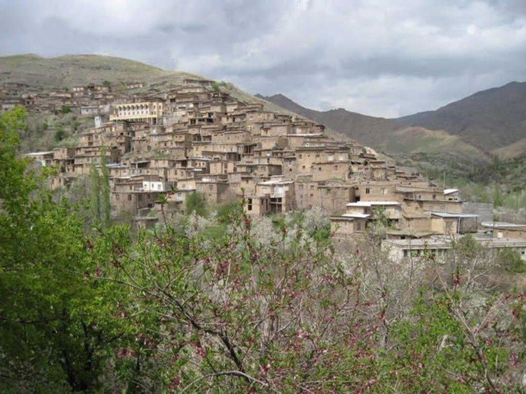 روستای گردشگری دیزباد