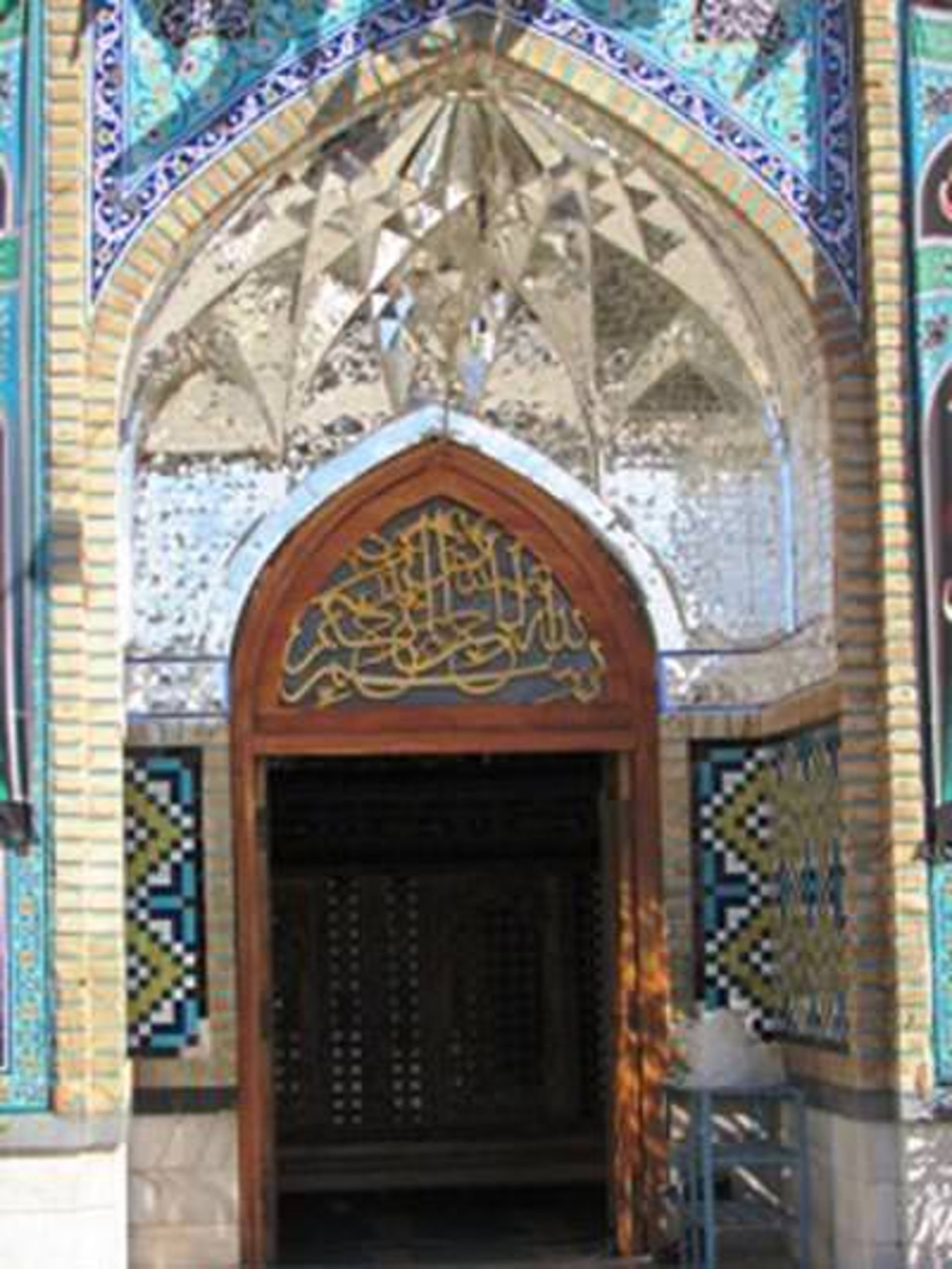 قبرستان فضل بن شاذان