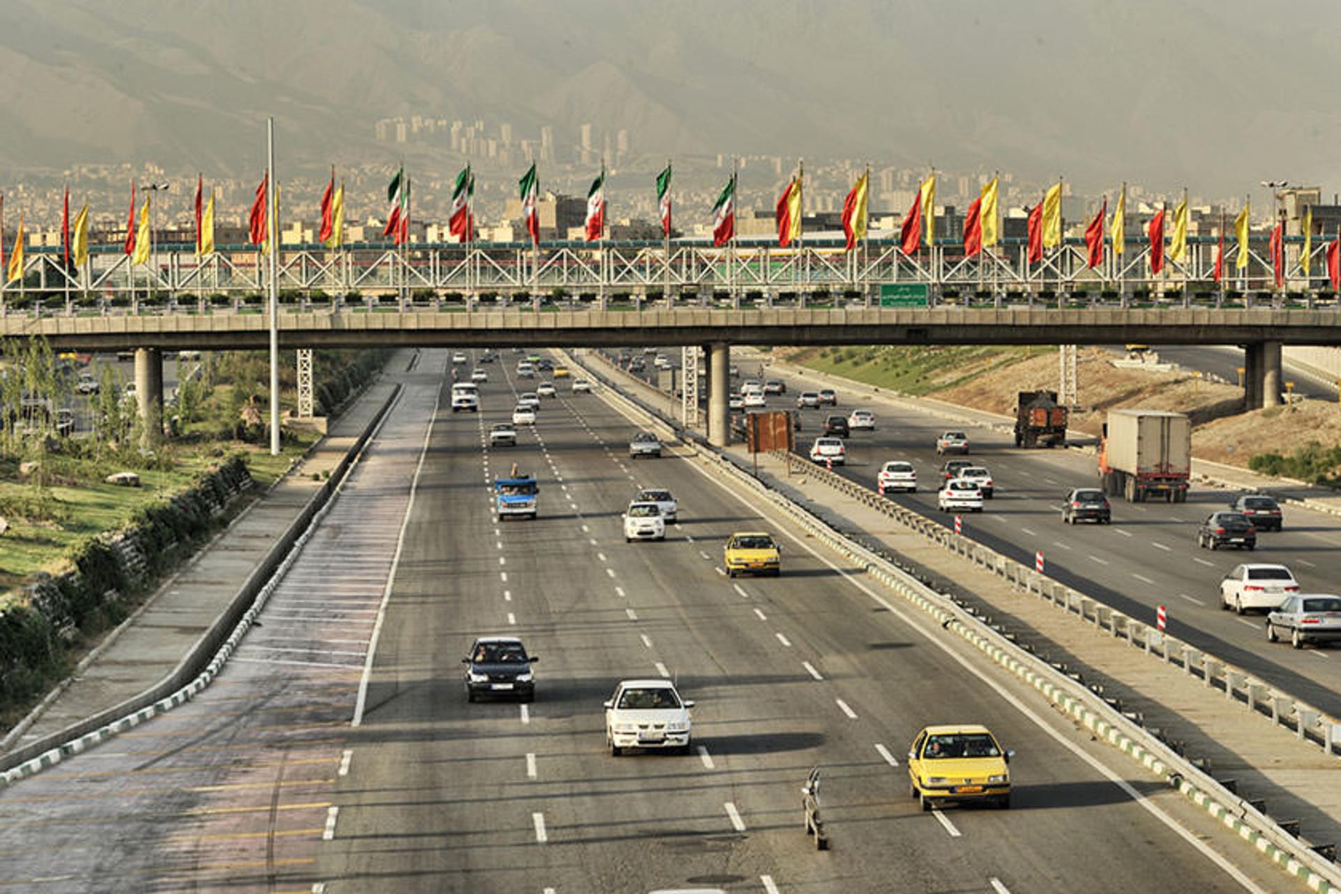 بزرگراه آزادگان
