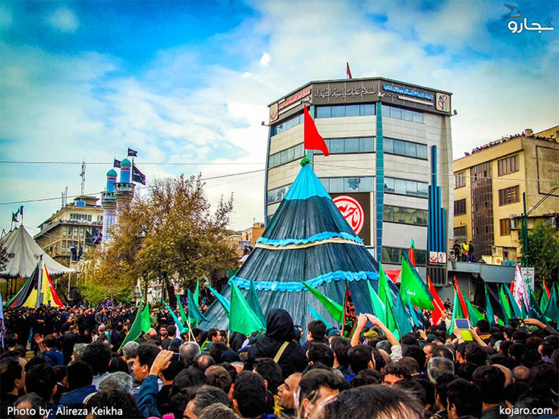 خیمه سوزان بازار - چهارراه گلوبندک