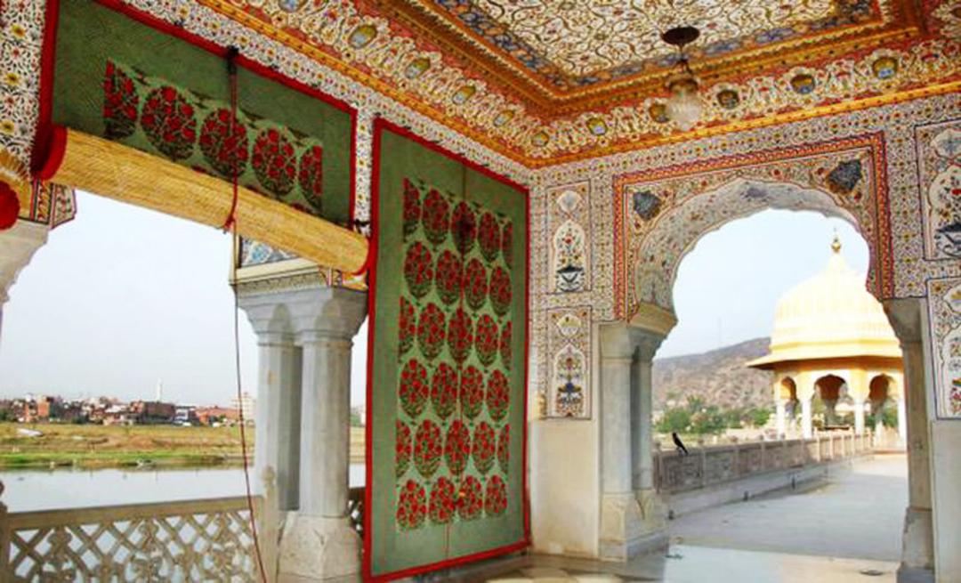 کاخ شناور جال محل