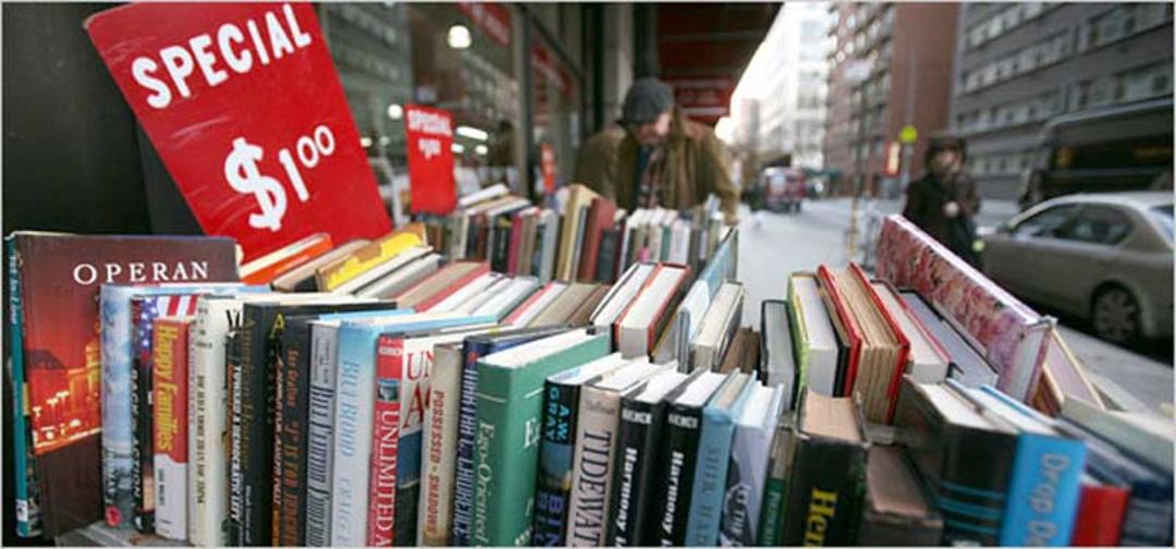 کتاب فروشی استرند نیویورک