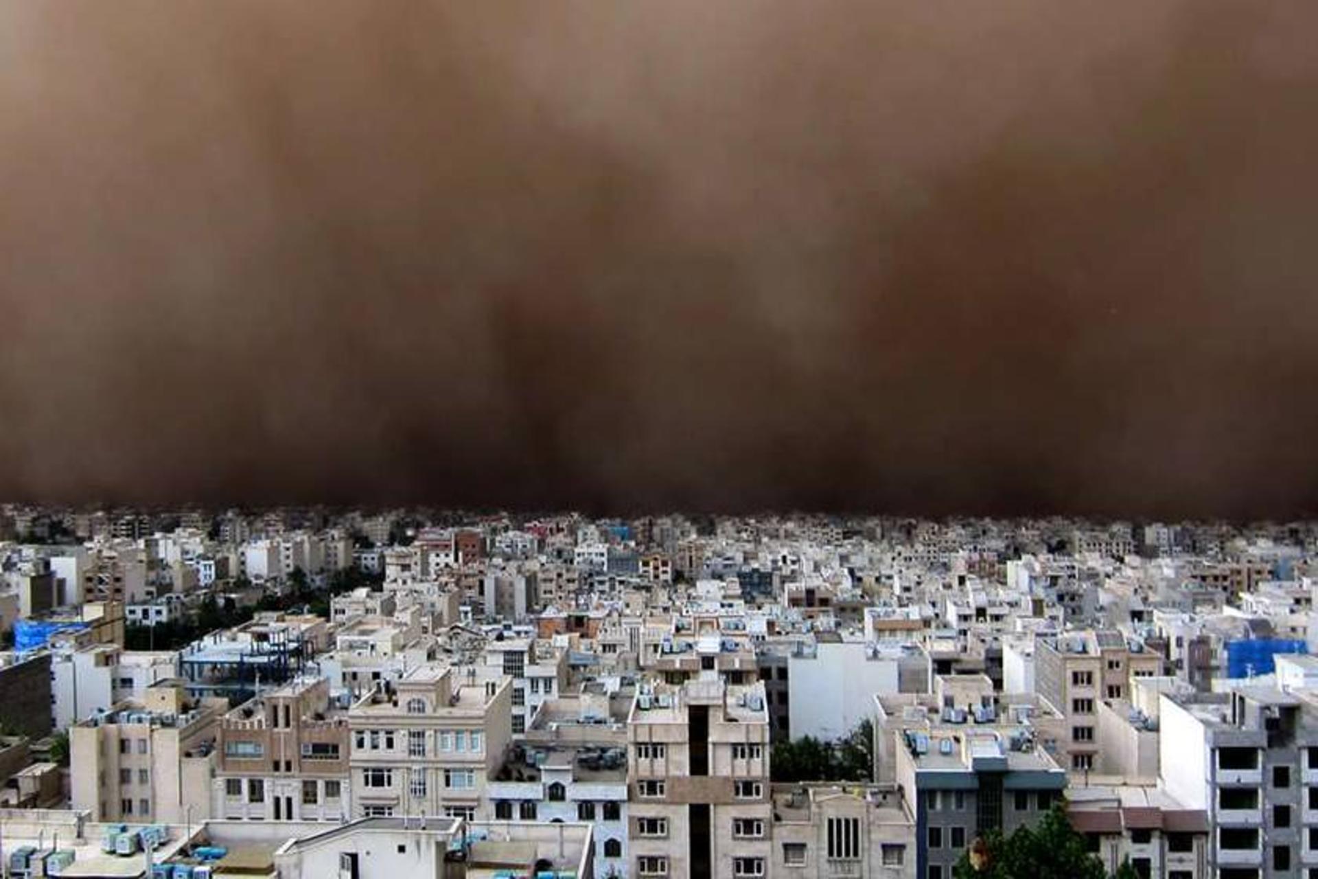 طوفان و تگرگ تهران