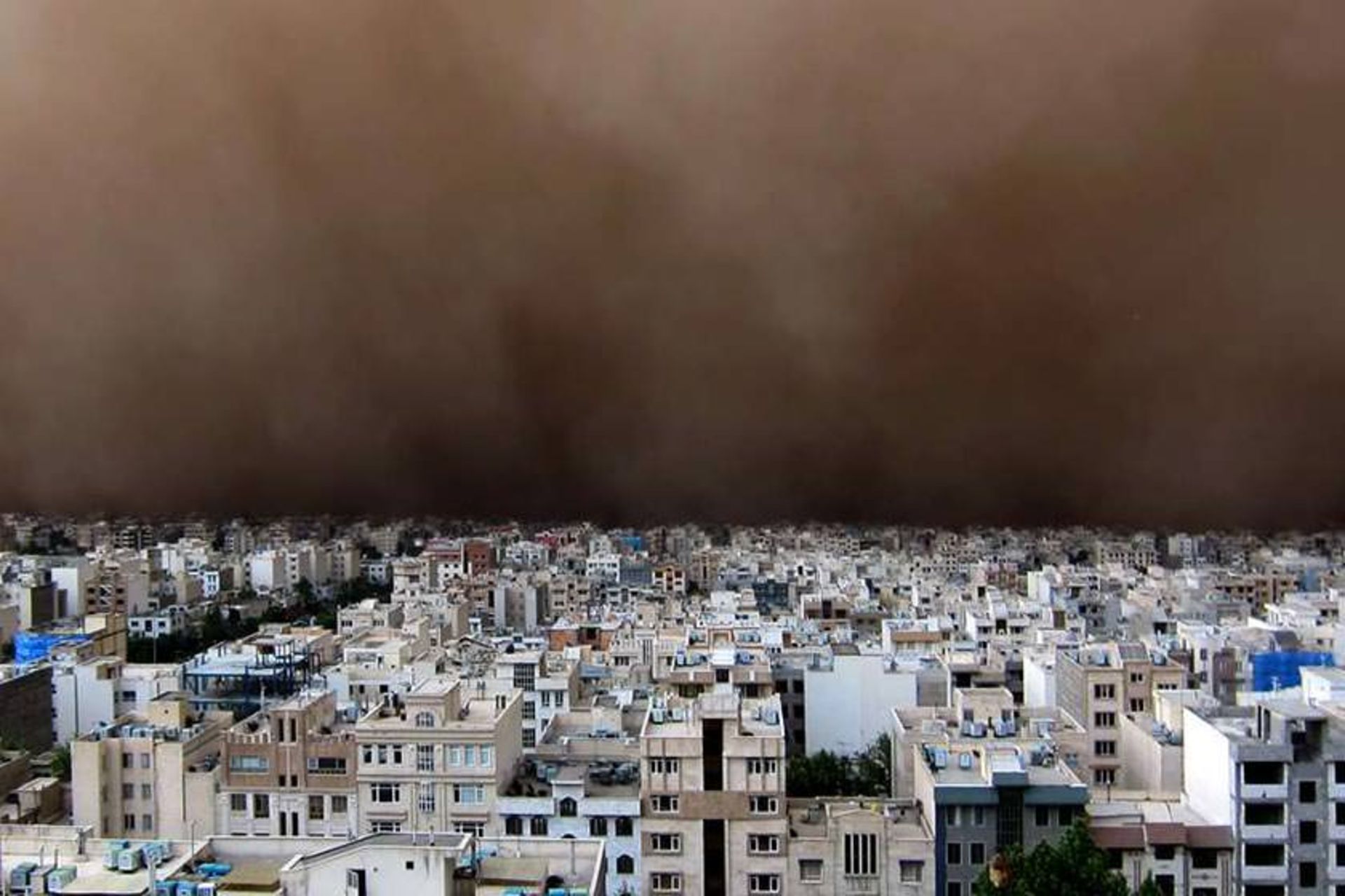 طوفان و تگرگ تهران