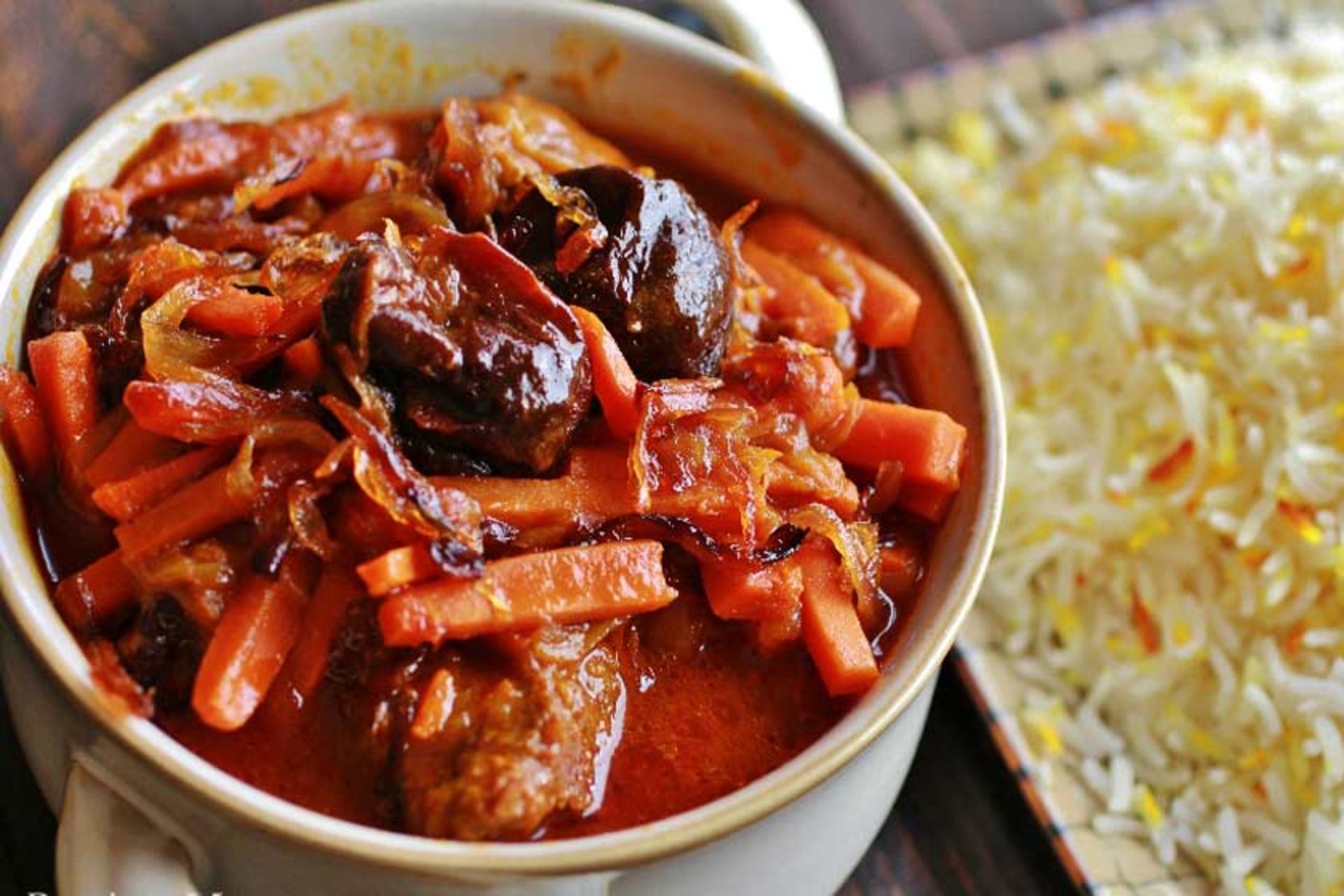 غذاهای محلی لاهیجان