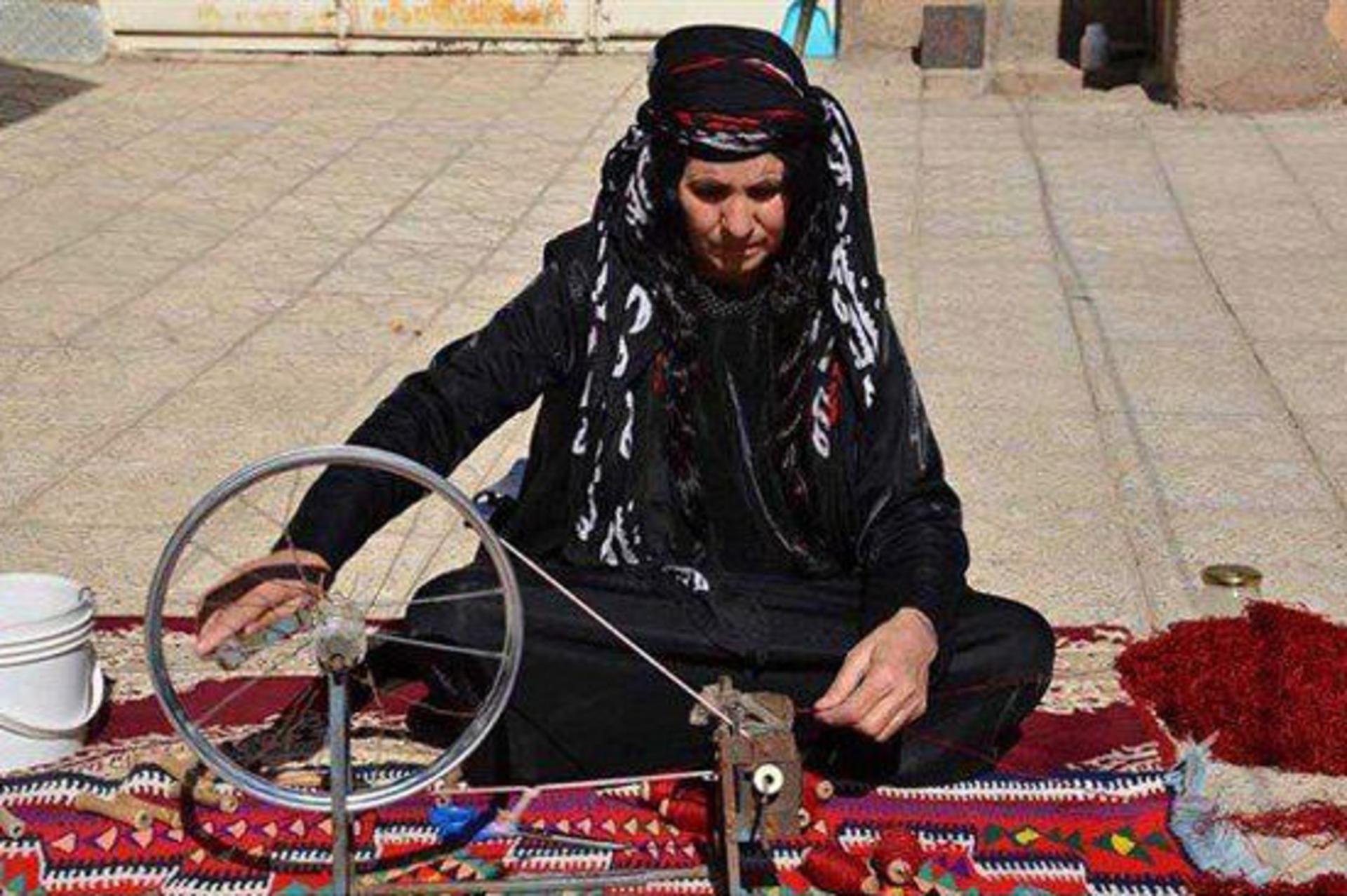 لباس محلی لرستان