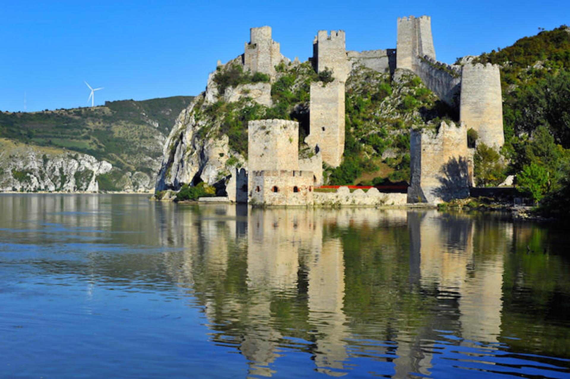 صربستان