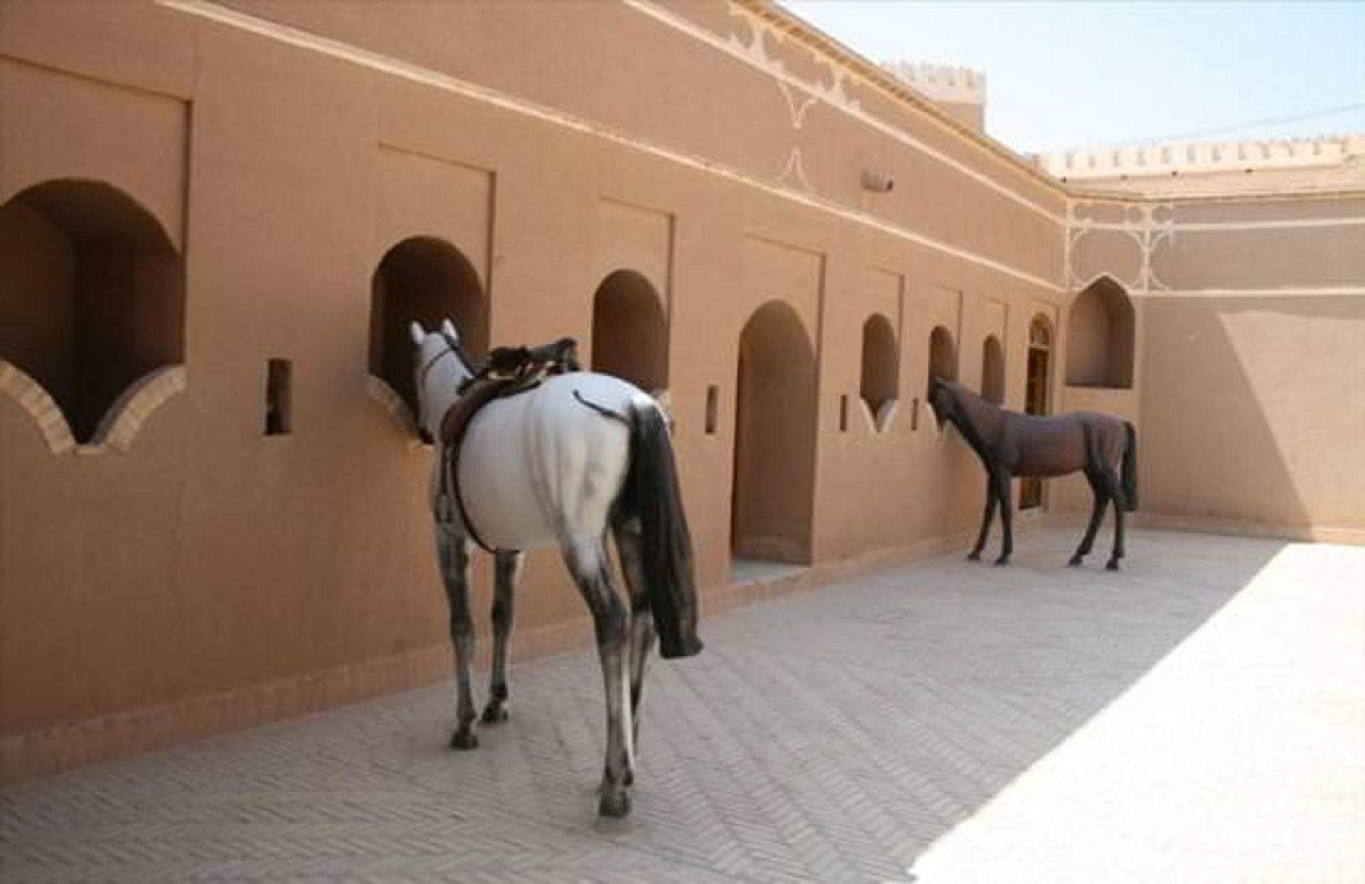 چاپارخانه
