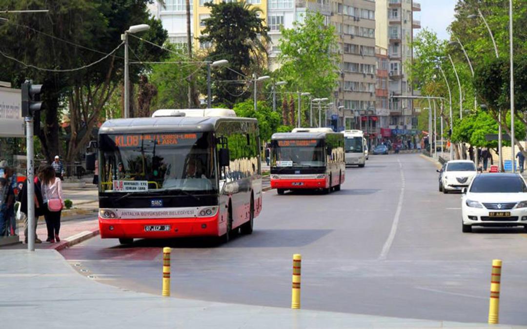 اتوبوس در آنتالیا