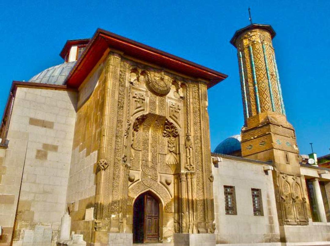 موزه اشیای چوبی و سنگی قونیه