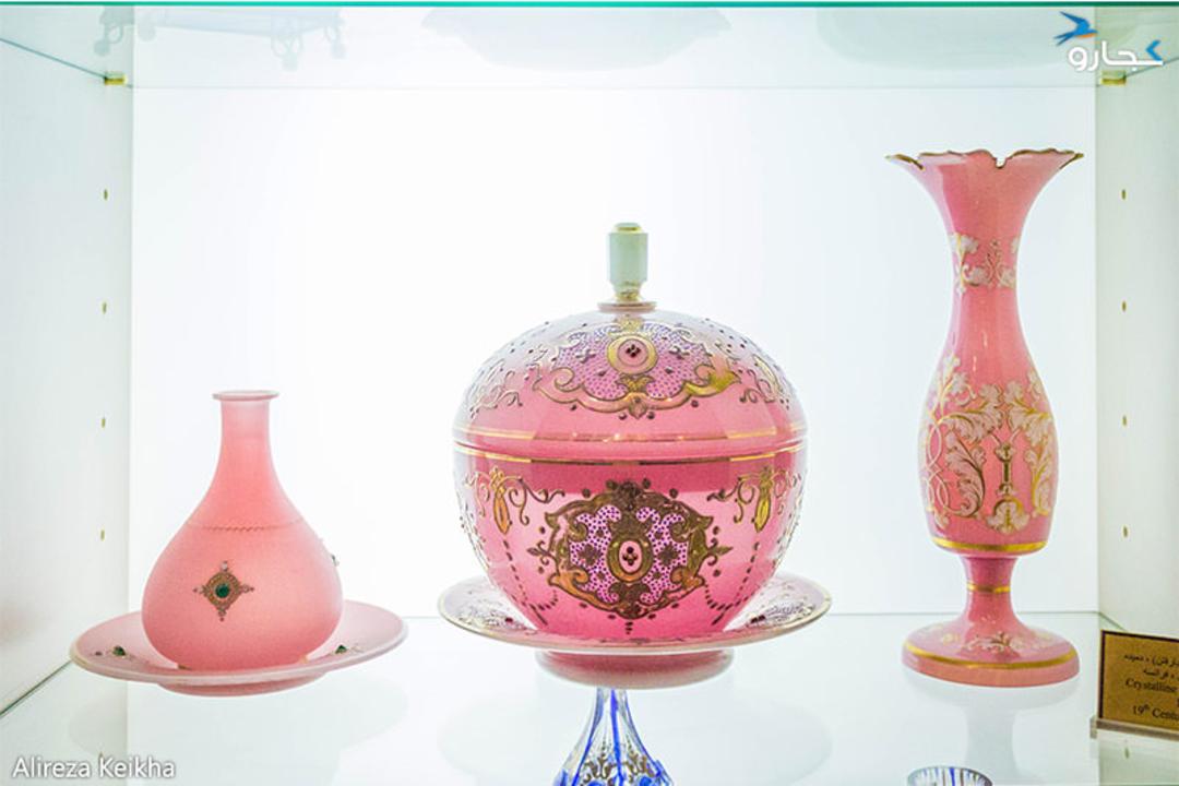 ظروف سلطنتی و تاریخی