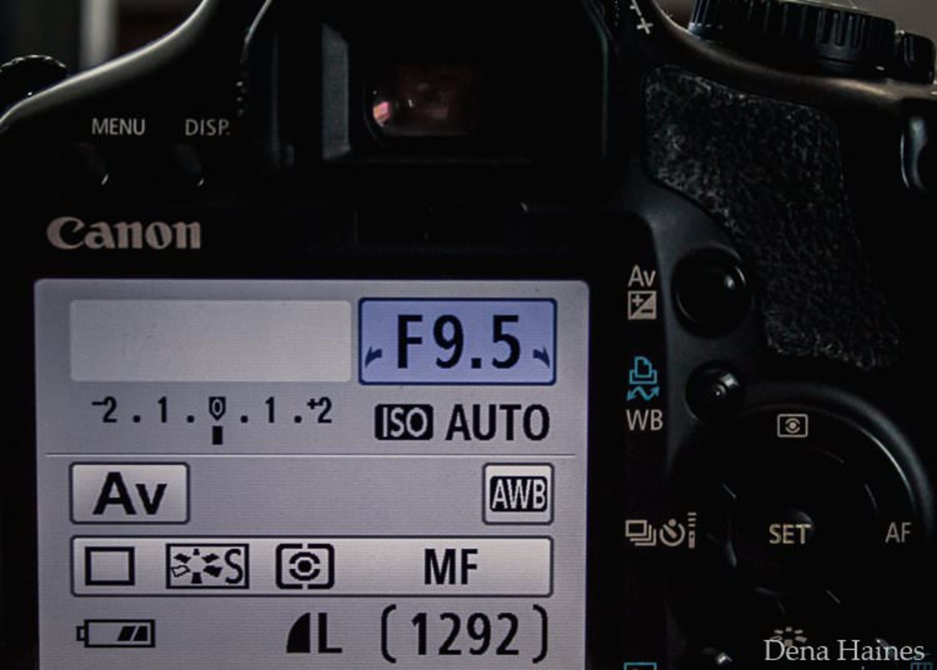 canon-lcd-aperture