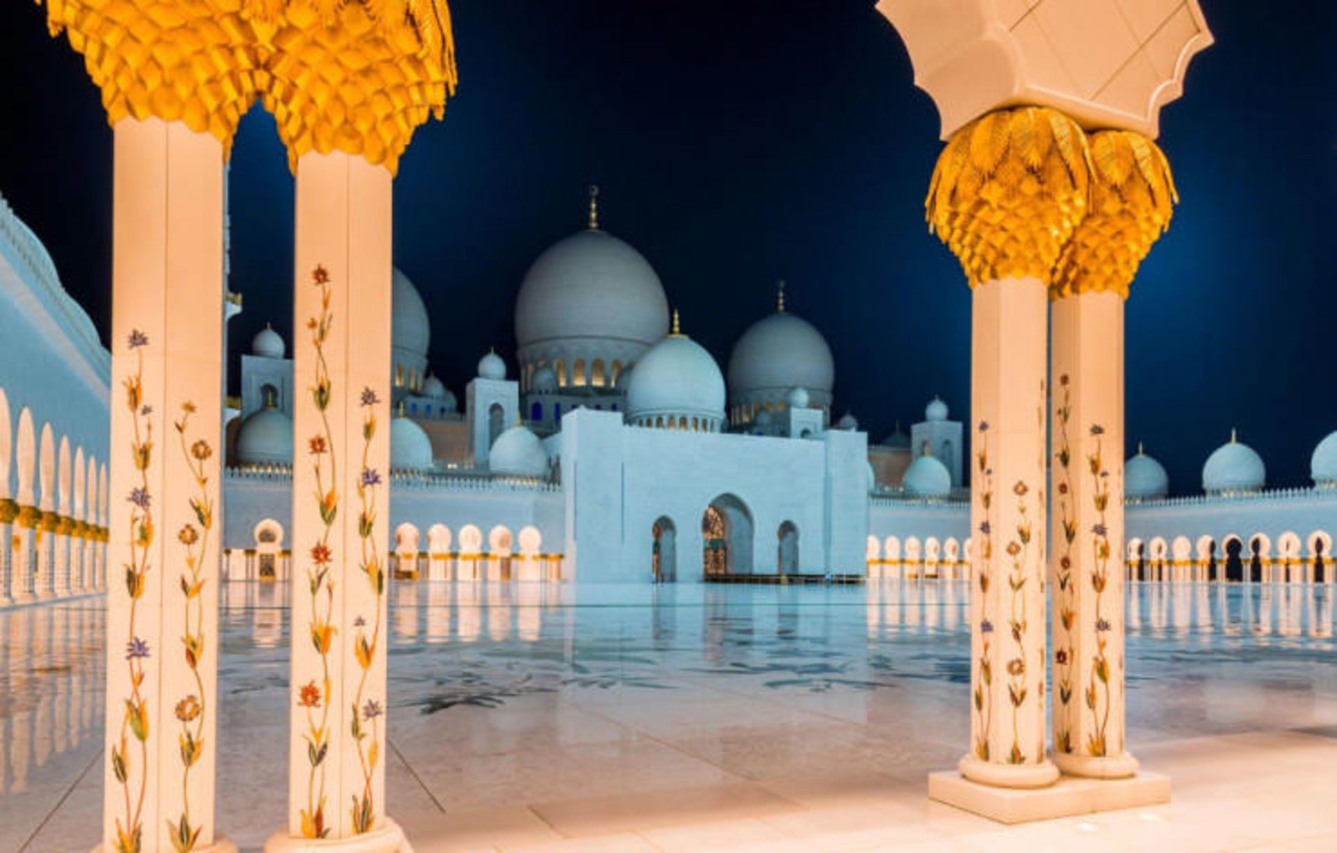 مسجد بزرگ شیخ زاید