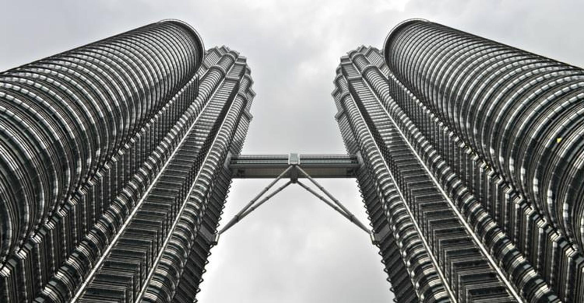 twin-towers-kualalumpur